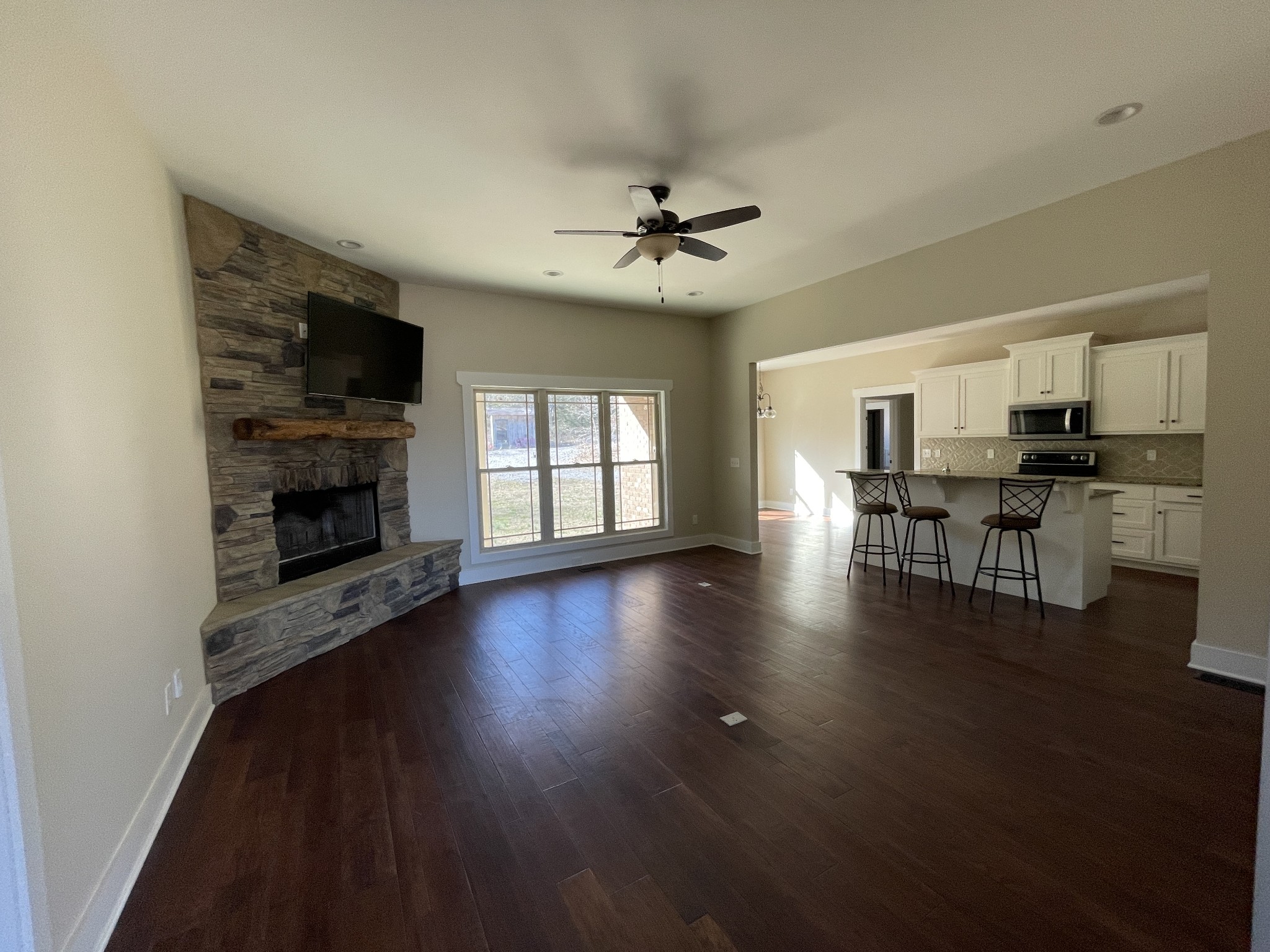 3597 Thompson Rd