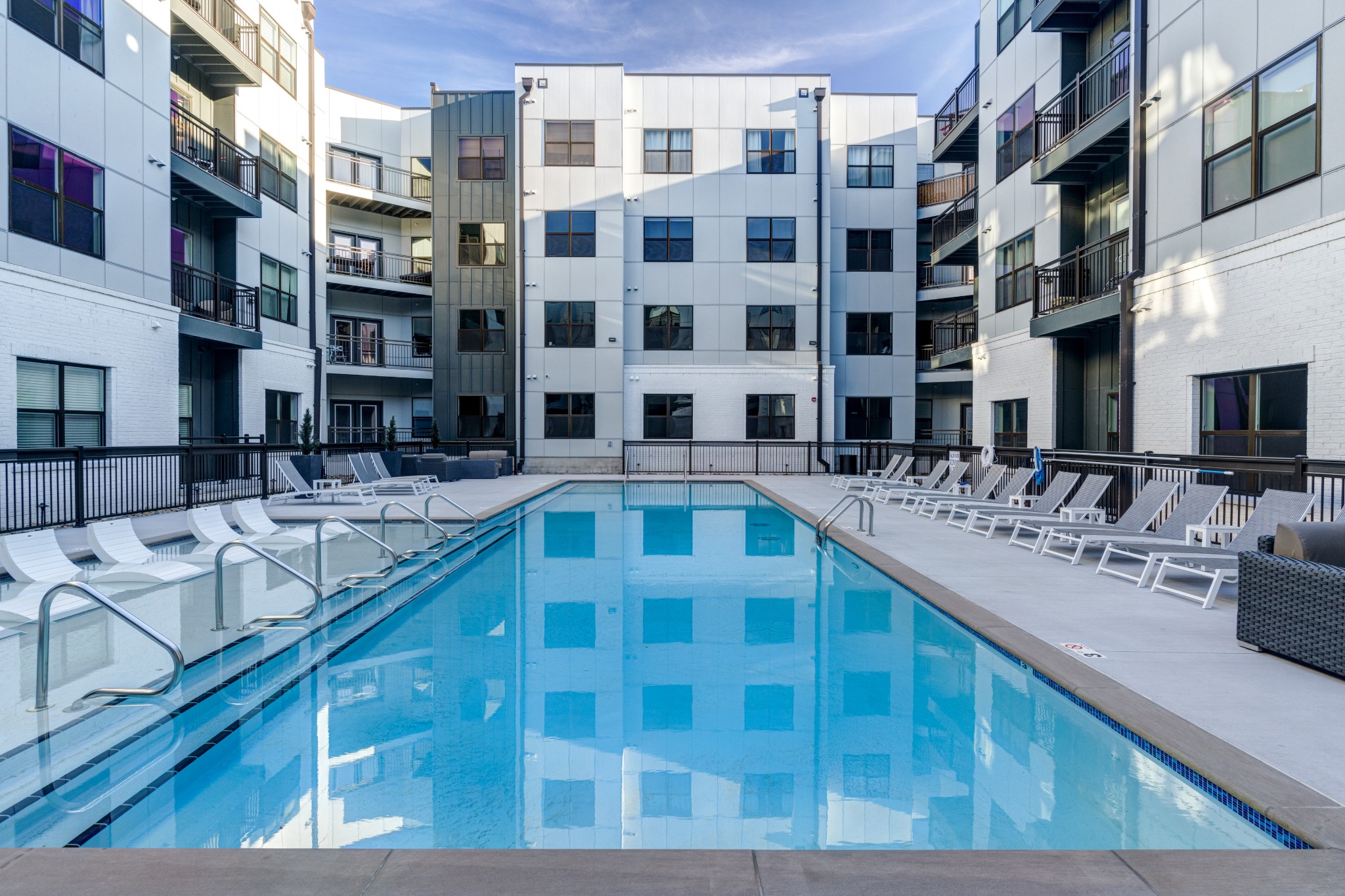 1677 54th Ave, N Unit: 402