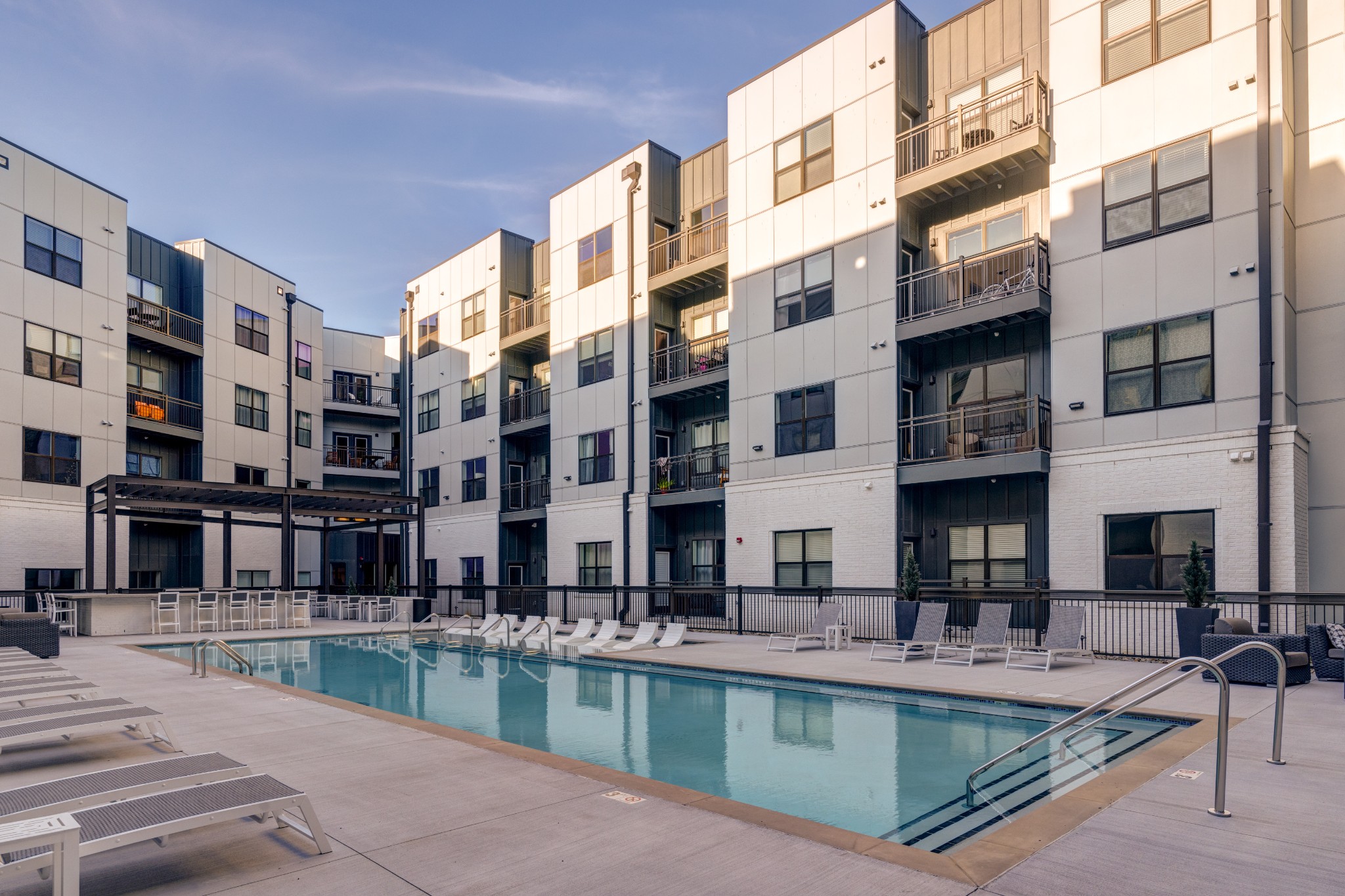 1677 54th Ave, N Unit: 402