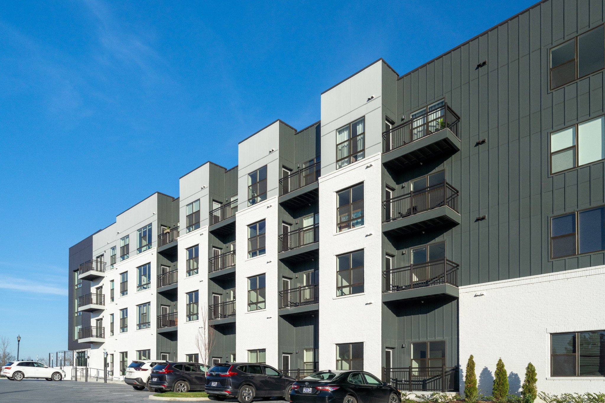 1677 54th Ave, N Unit: 402