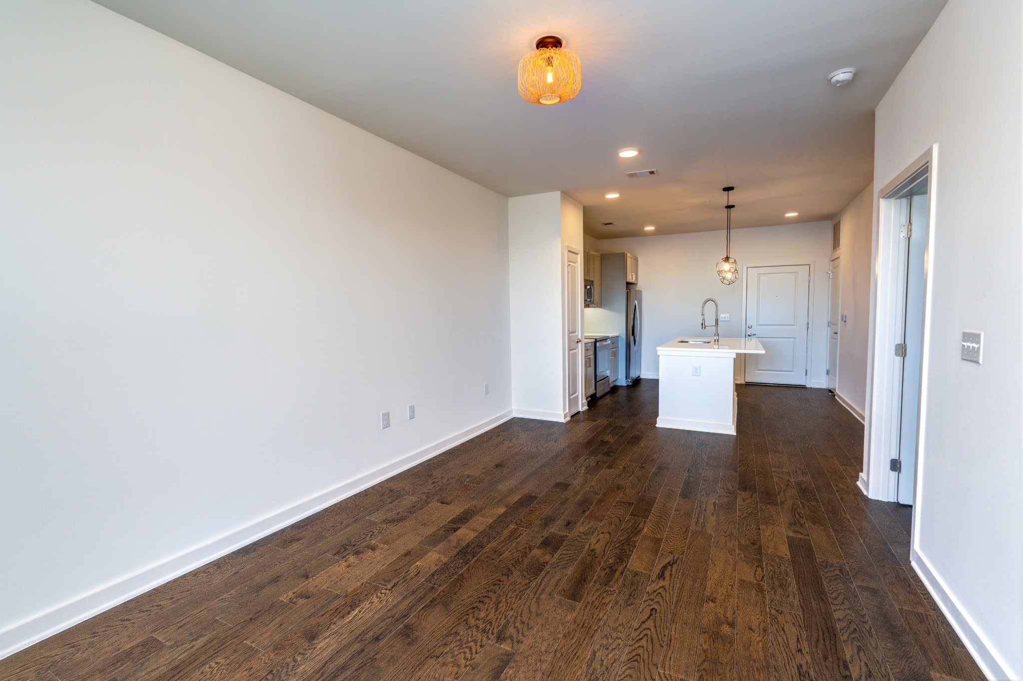1677 54th Ave, N Unit: 402