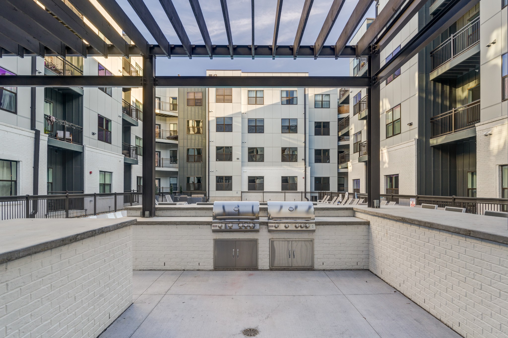 1677 54th Ave, N Unit: 402