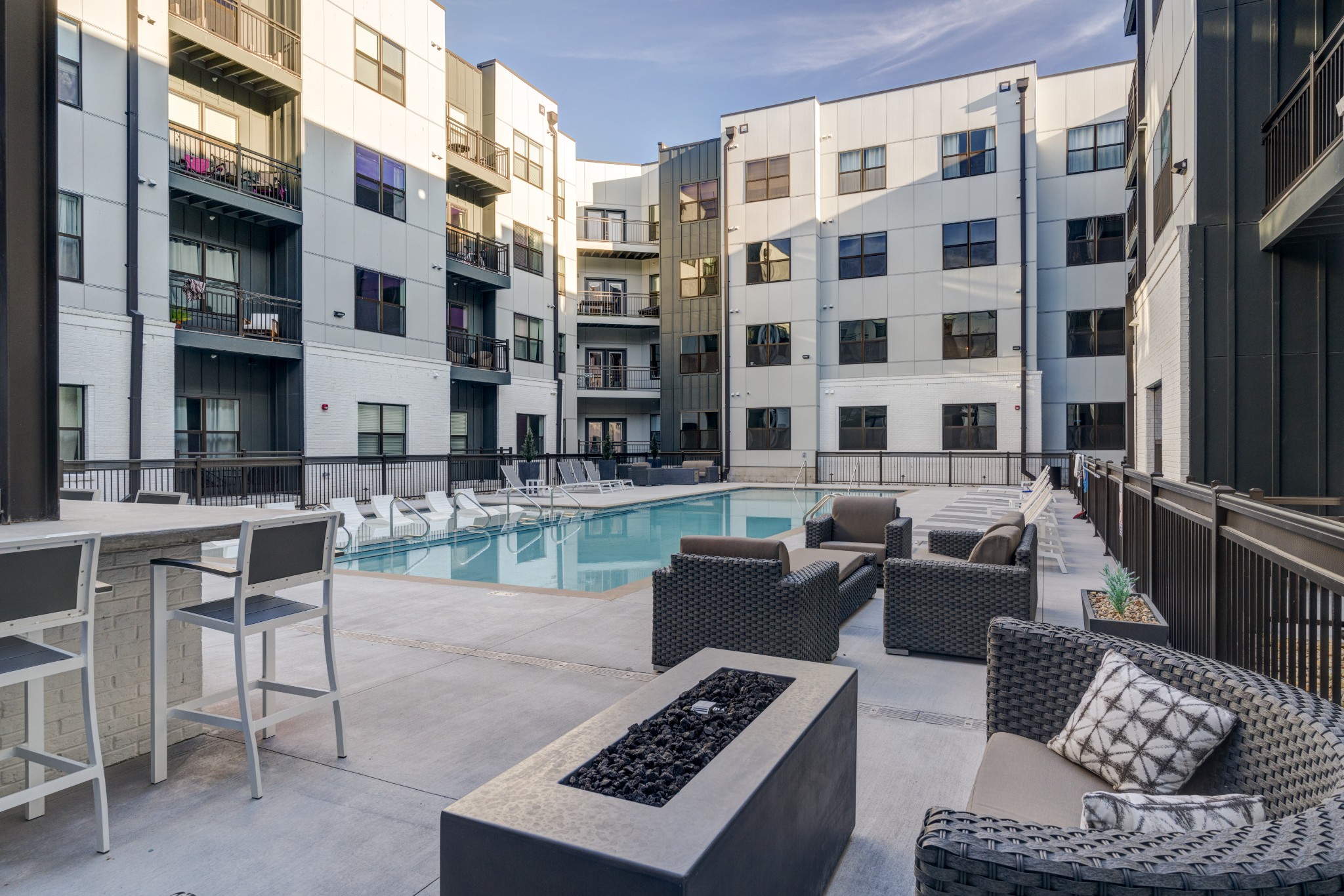 1677 54th Ave, N Unit: 402