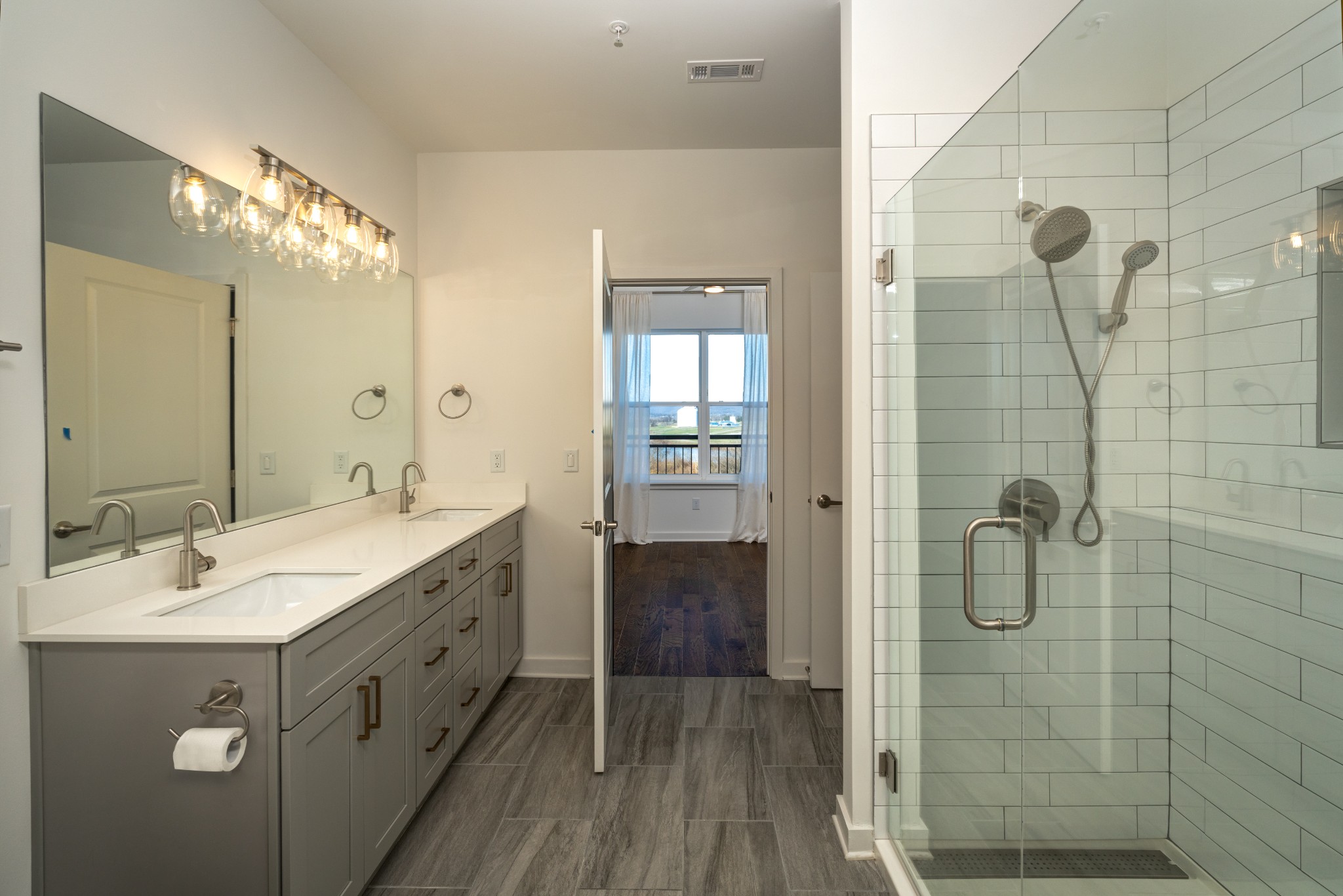 1677 54th Ave, N Unit: 402