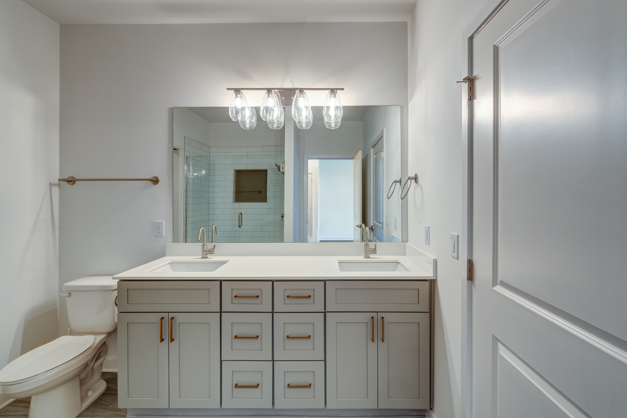 1677 54th Ave, N Unit: 402