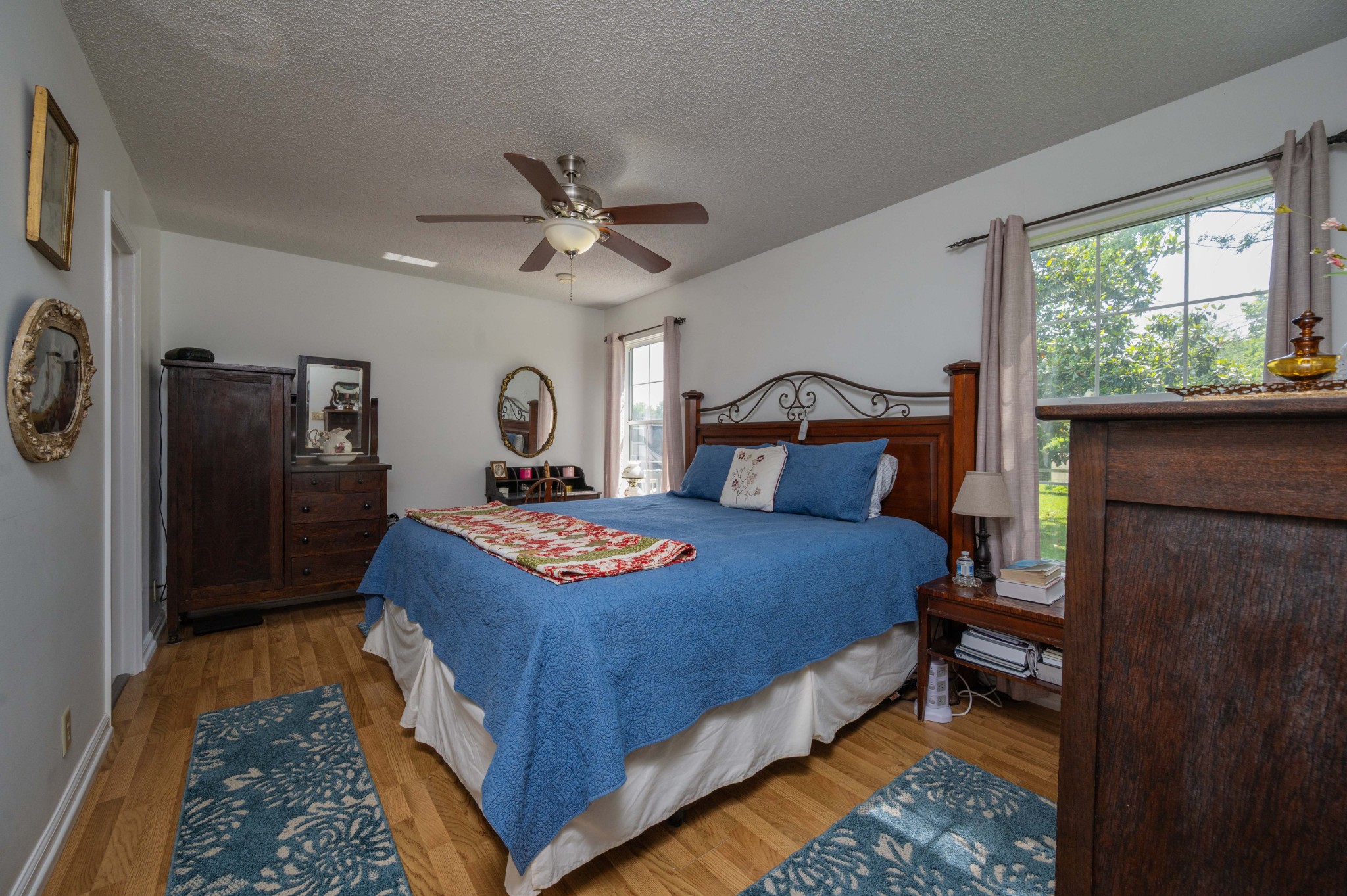 4324 Seminary Rd
