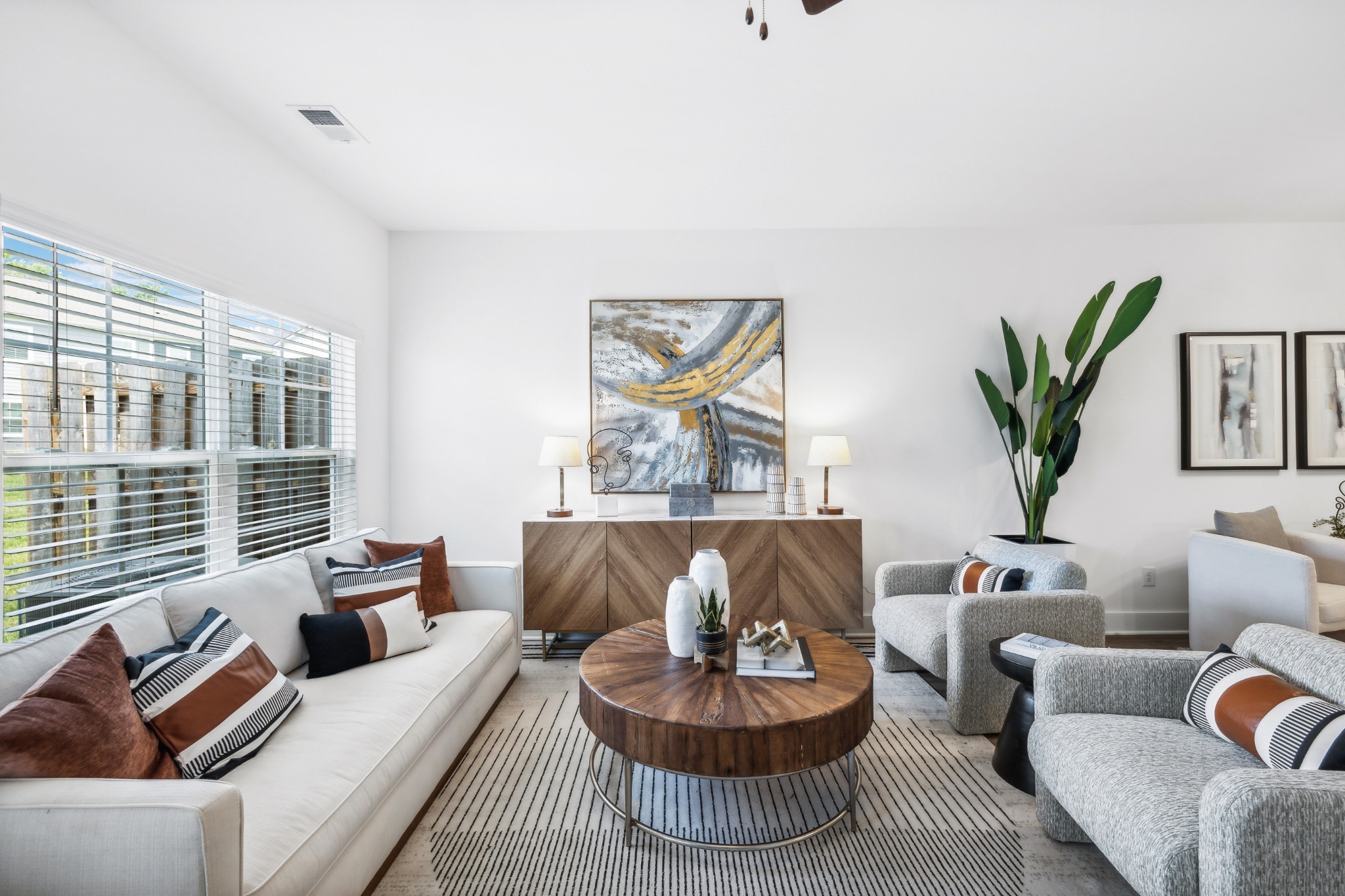 1139 Sweetleaf Dr