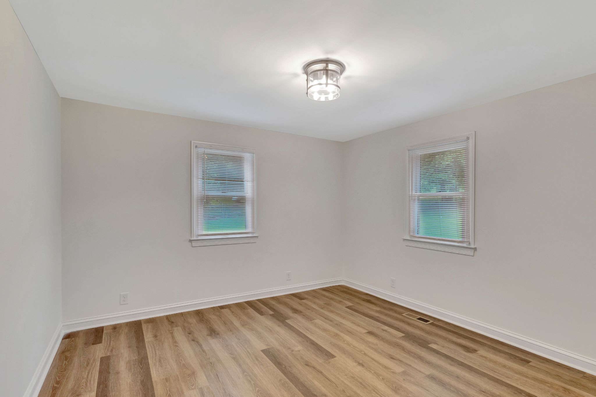 5294 Ashland City Hwy