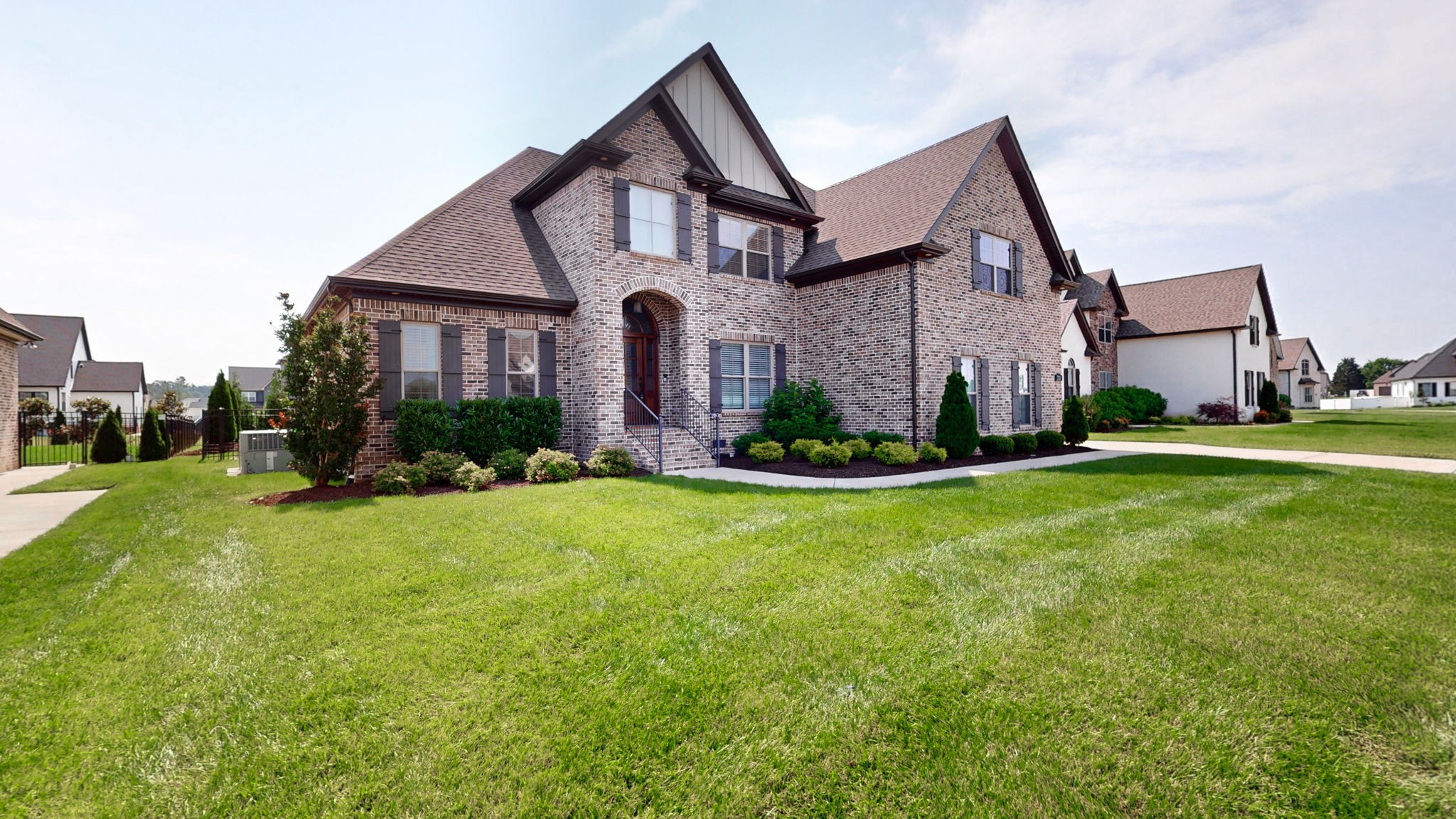 2713 Carousel Dr
