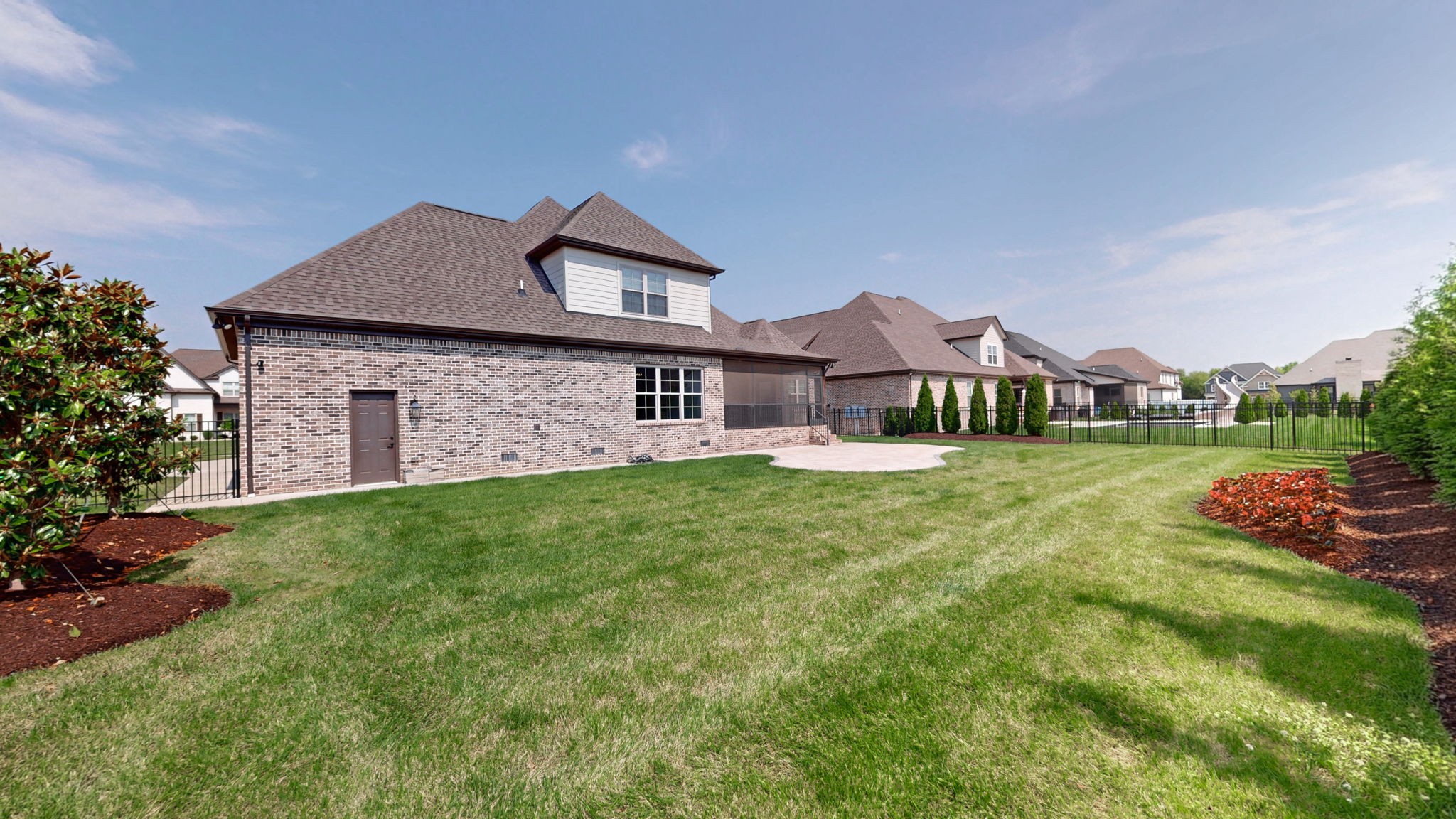2713 Carousel Dr