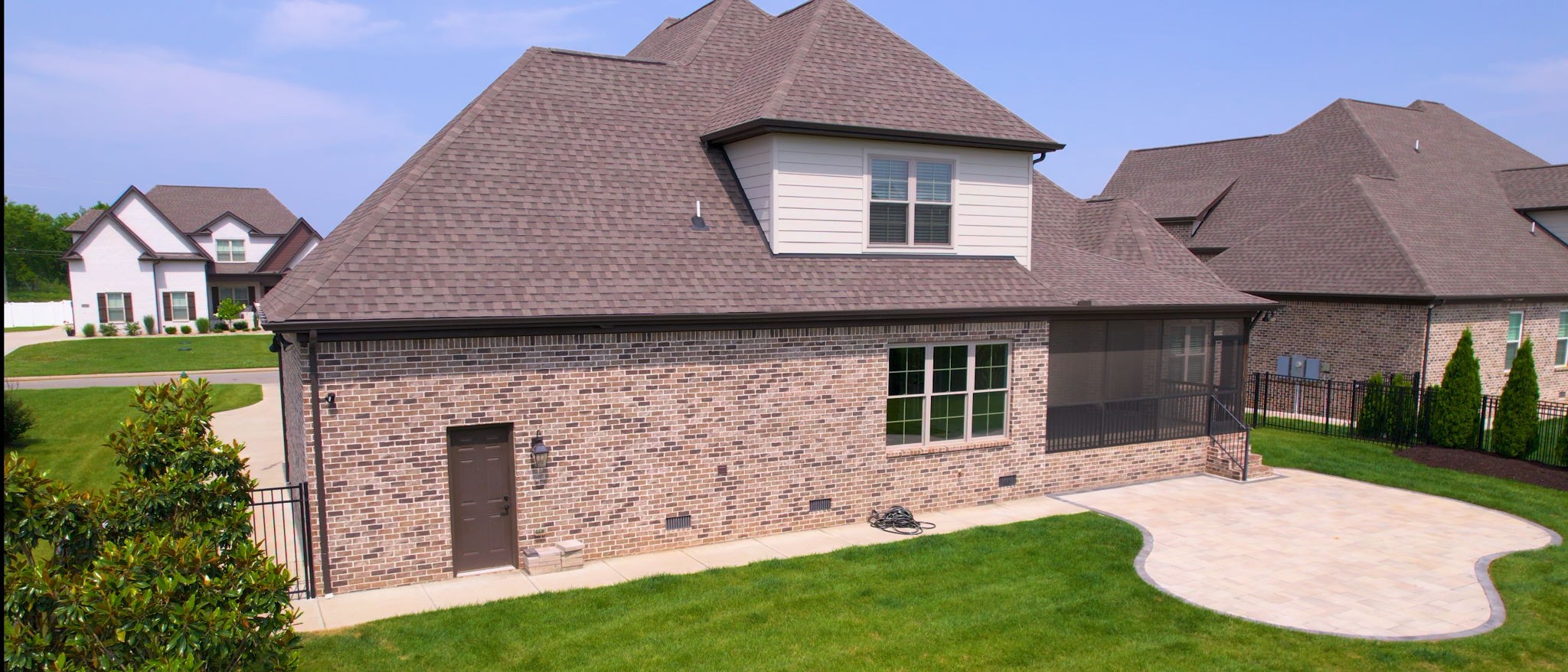 2713 Carousel Dr