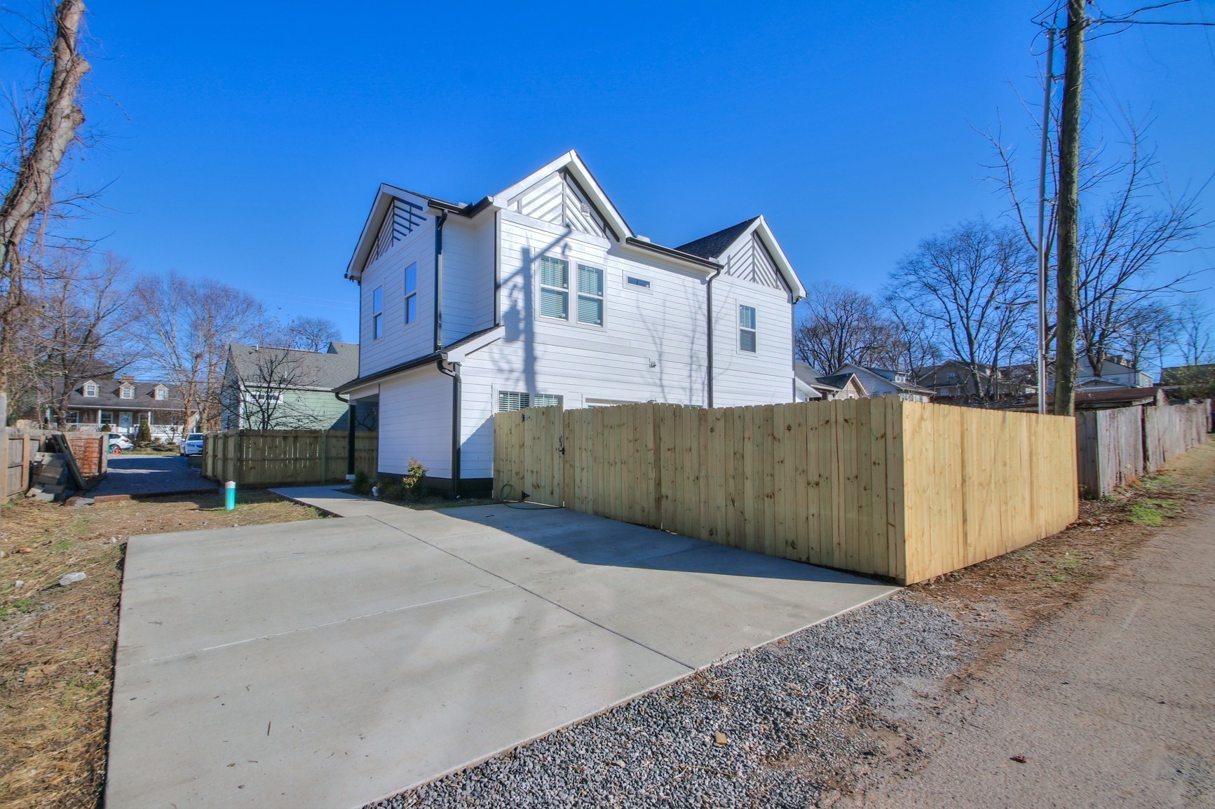 1008B Cahal Ave