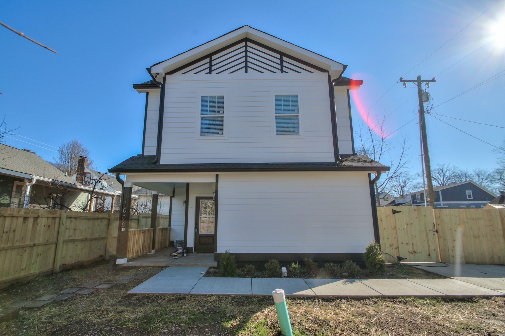 1008B Cahal Ave