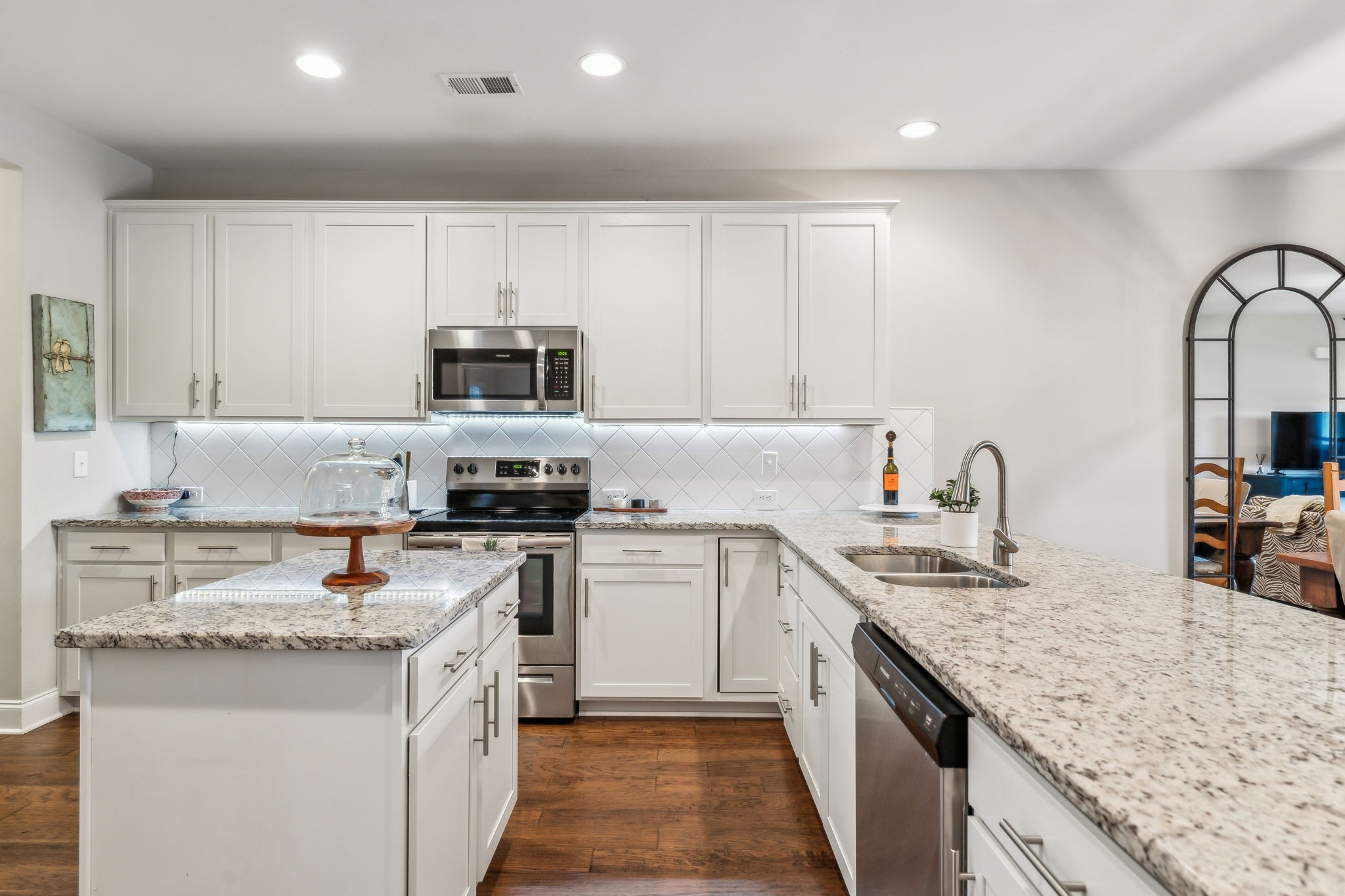 2037 Flowing Creek Dr