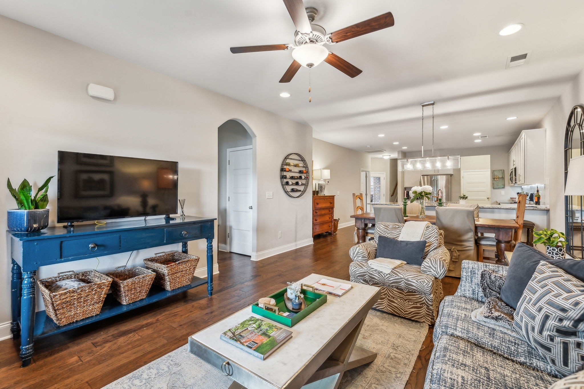 2037 Flowing Creek Dr