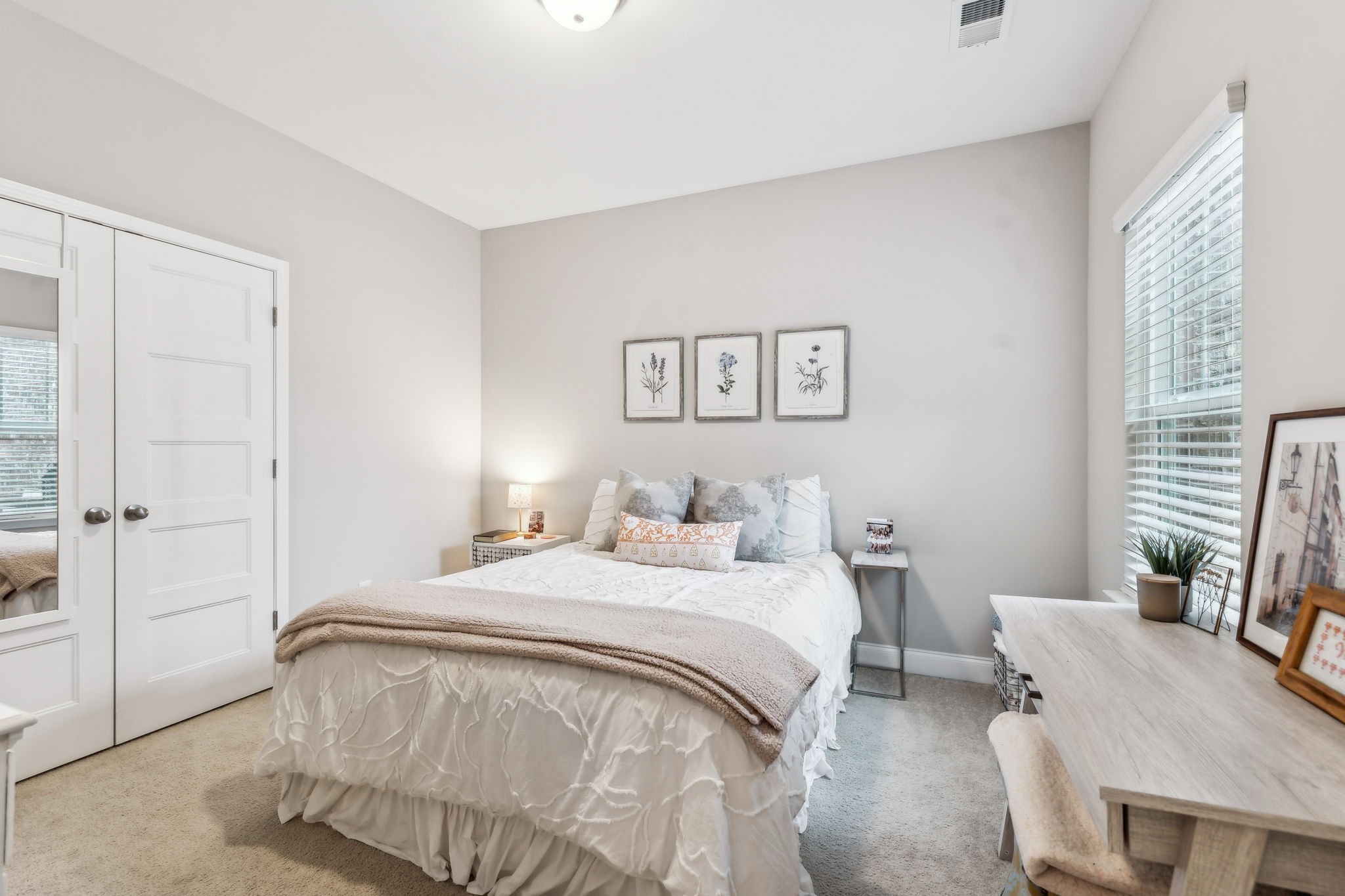 2037 Flowing Creek Dr