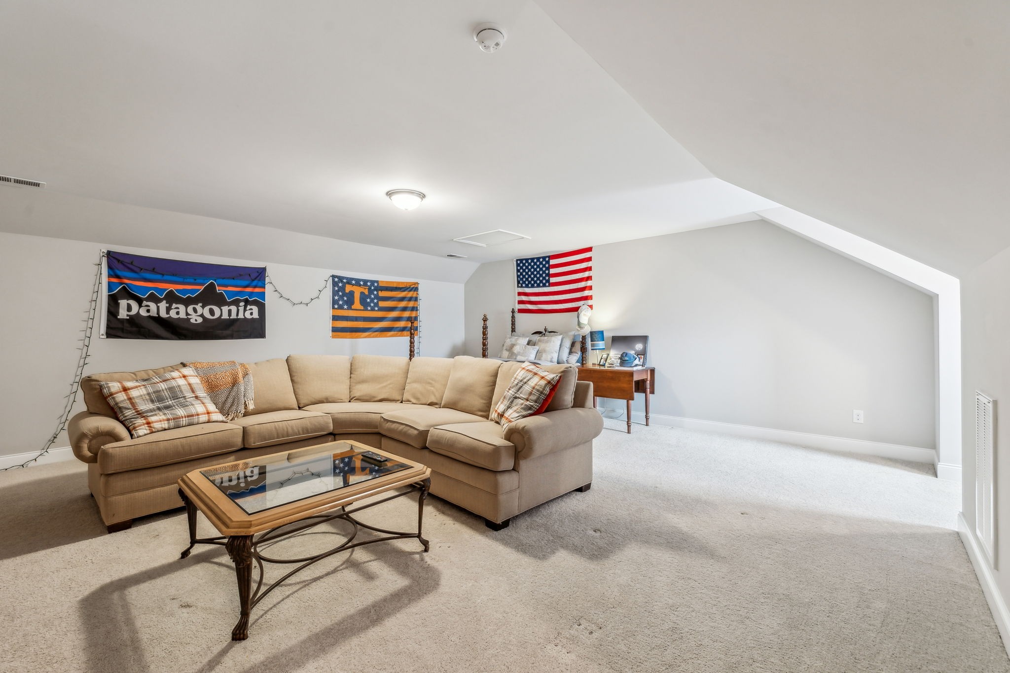 2037 Flowing Creek Dr