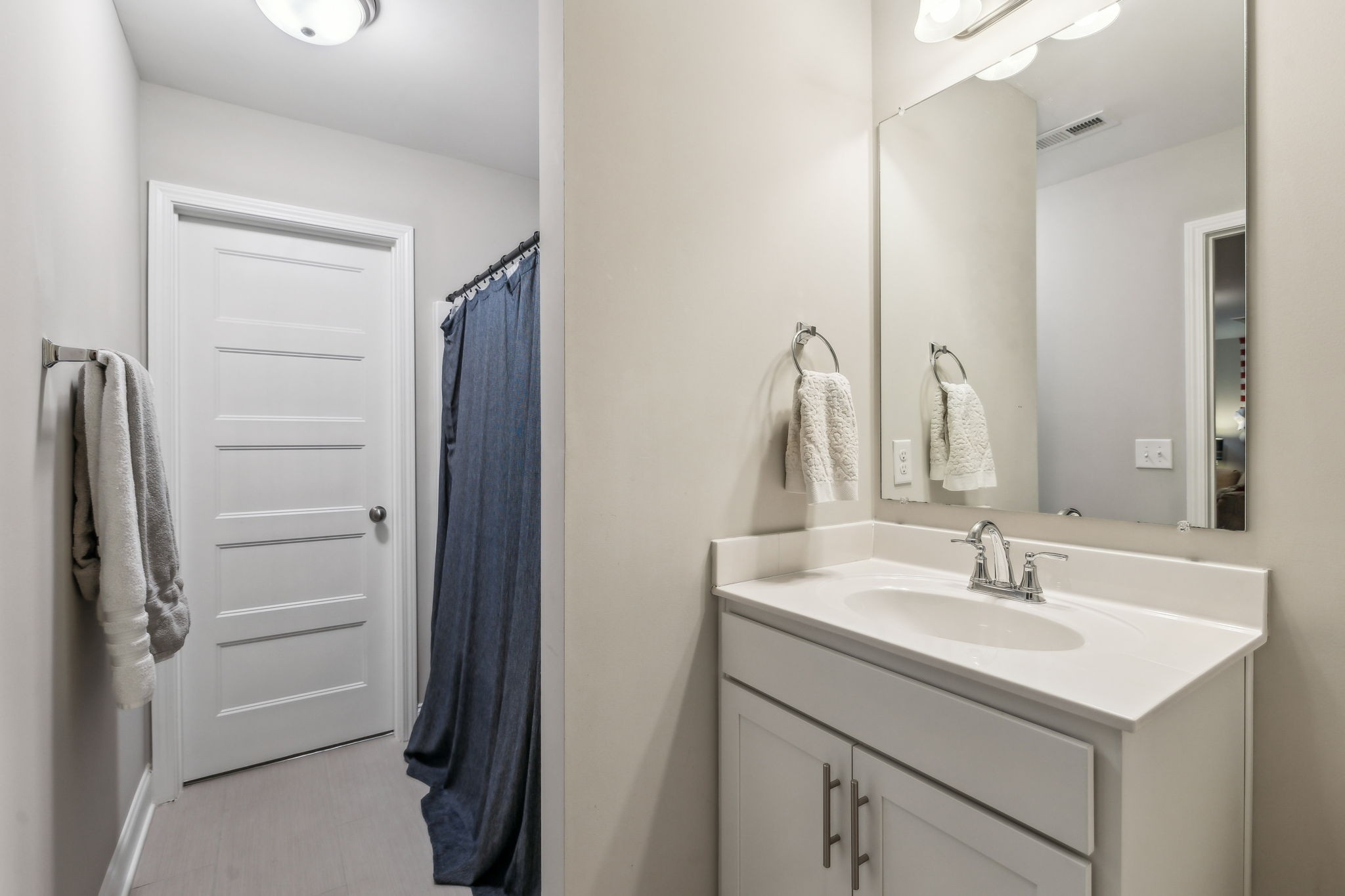 2037 Flowing Creek Dr