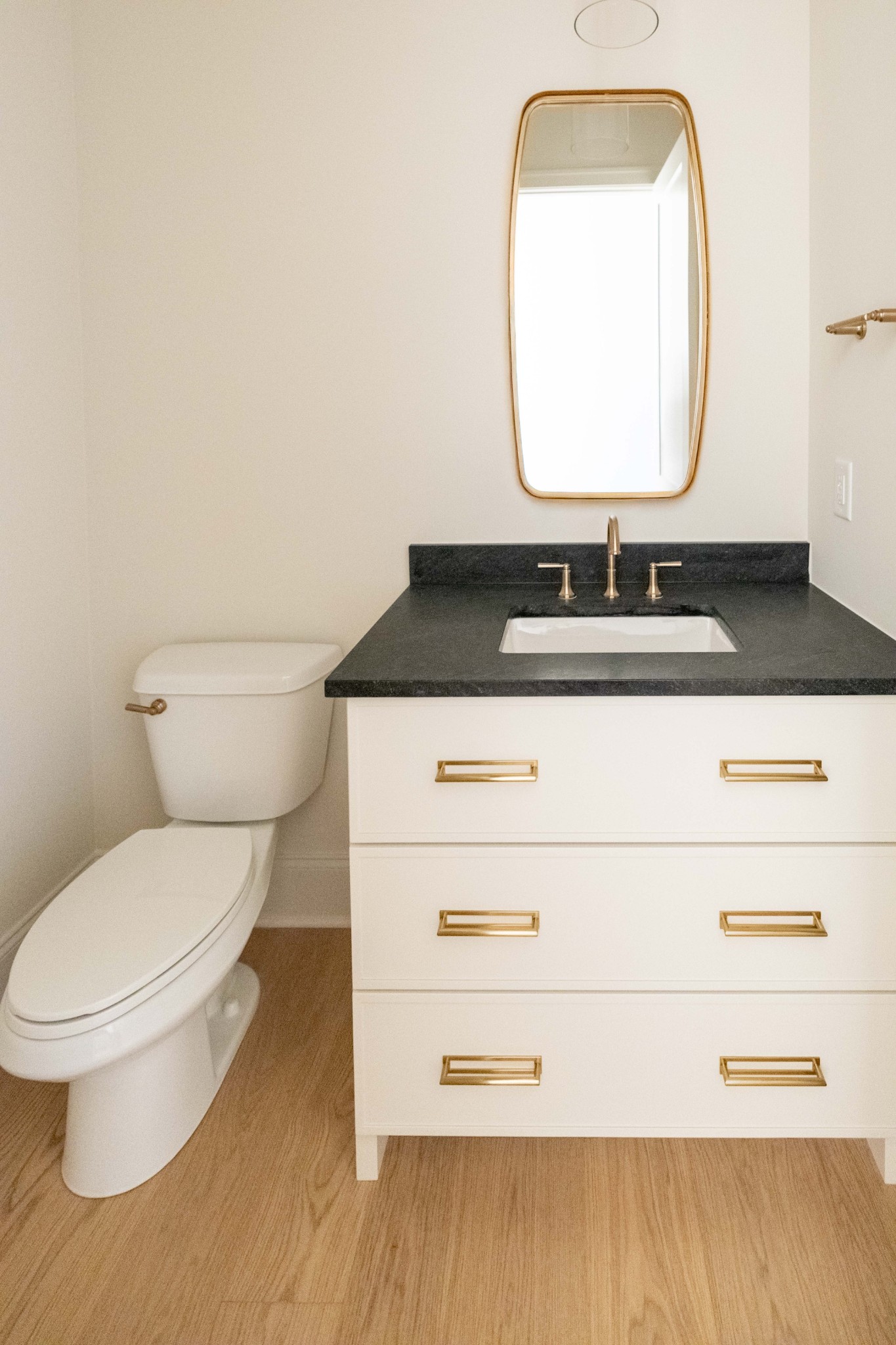 6075 Porters Union Way