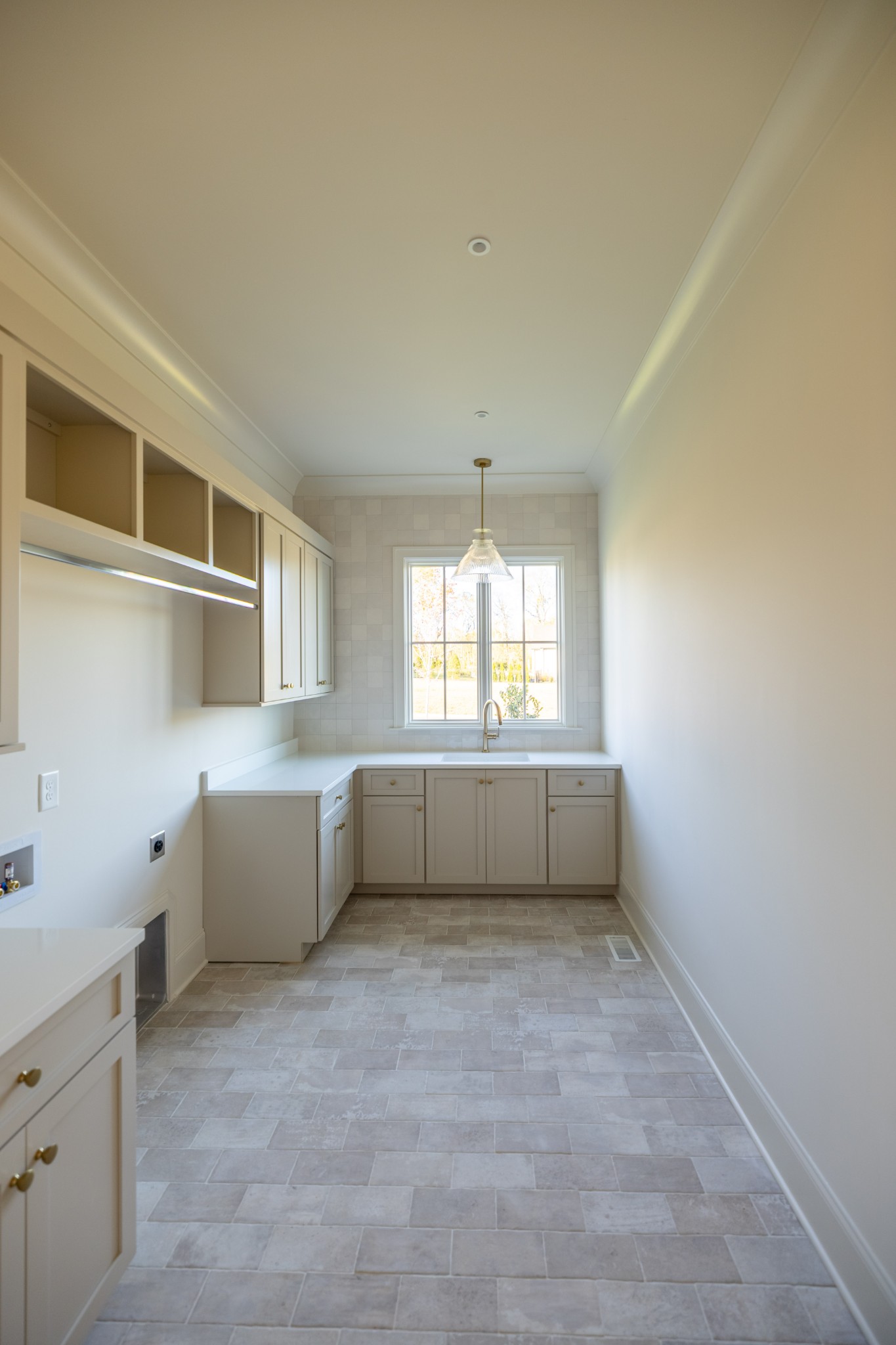 6075 Porters Union Way