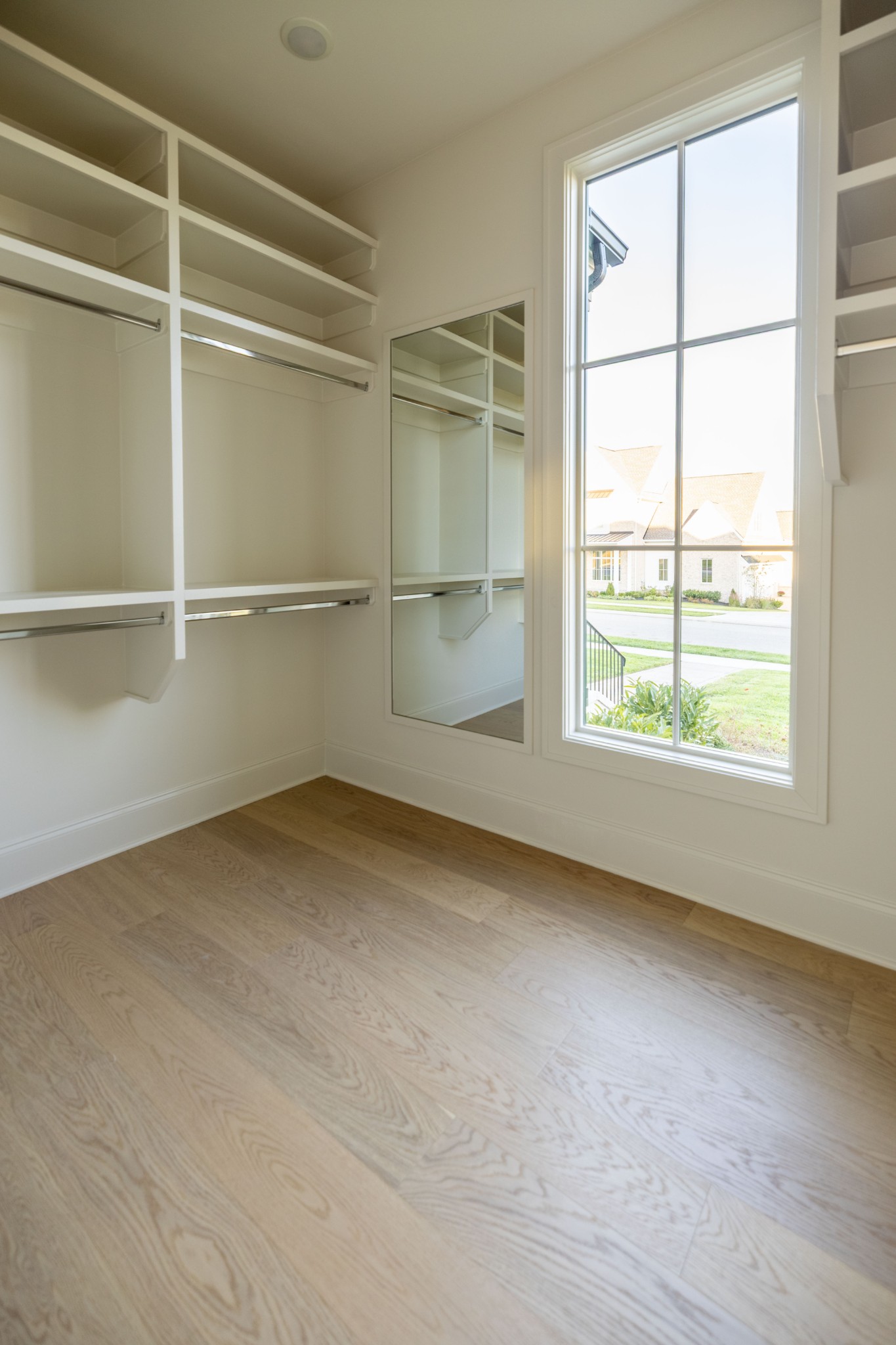 6075 Porters Union Way