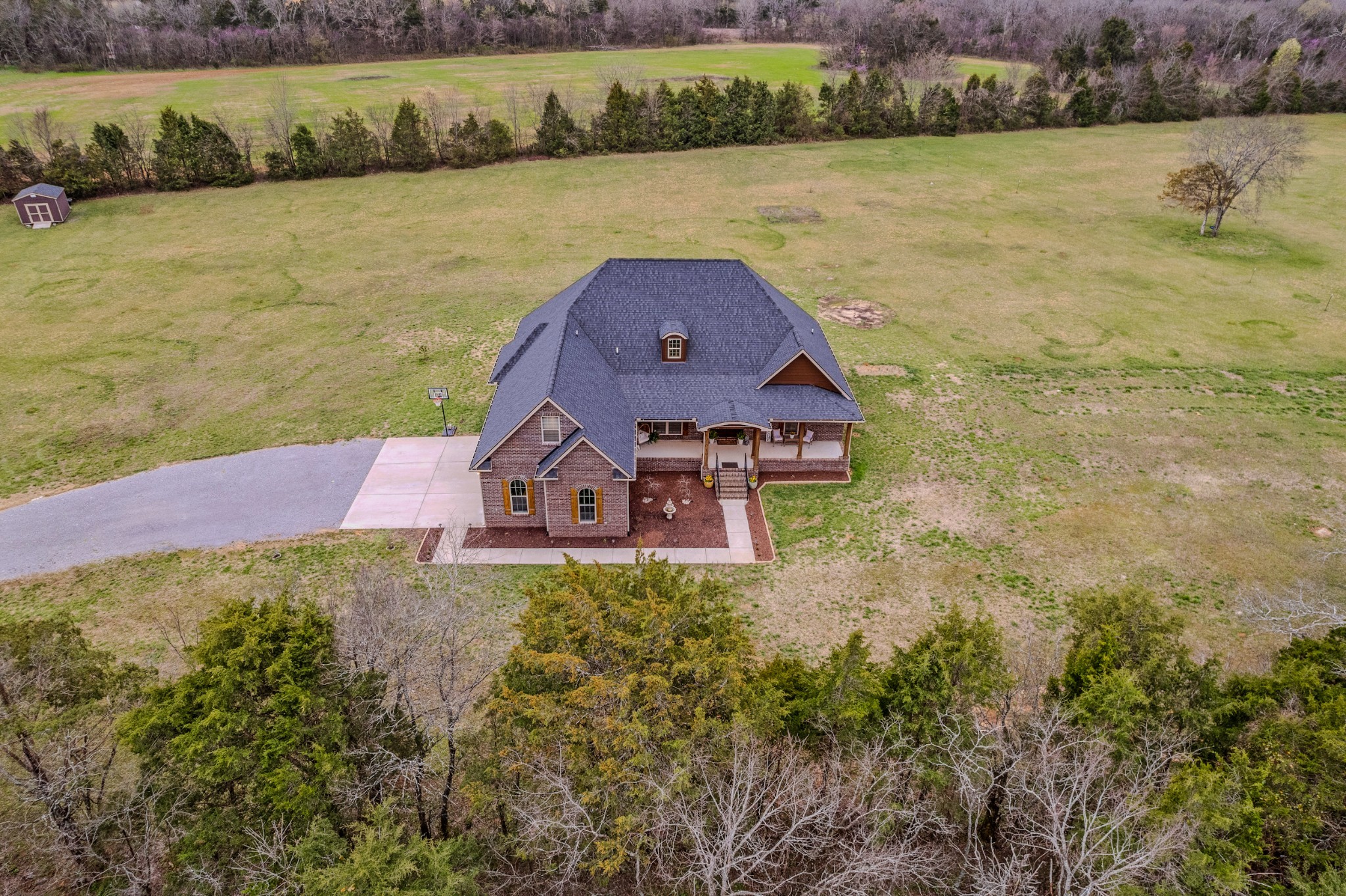 7998 Miller Rd