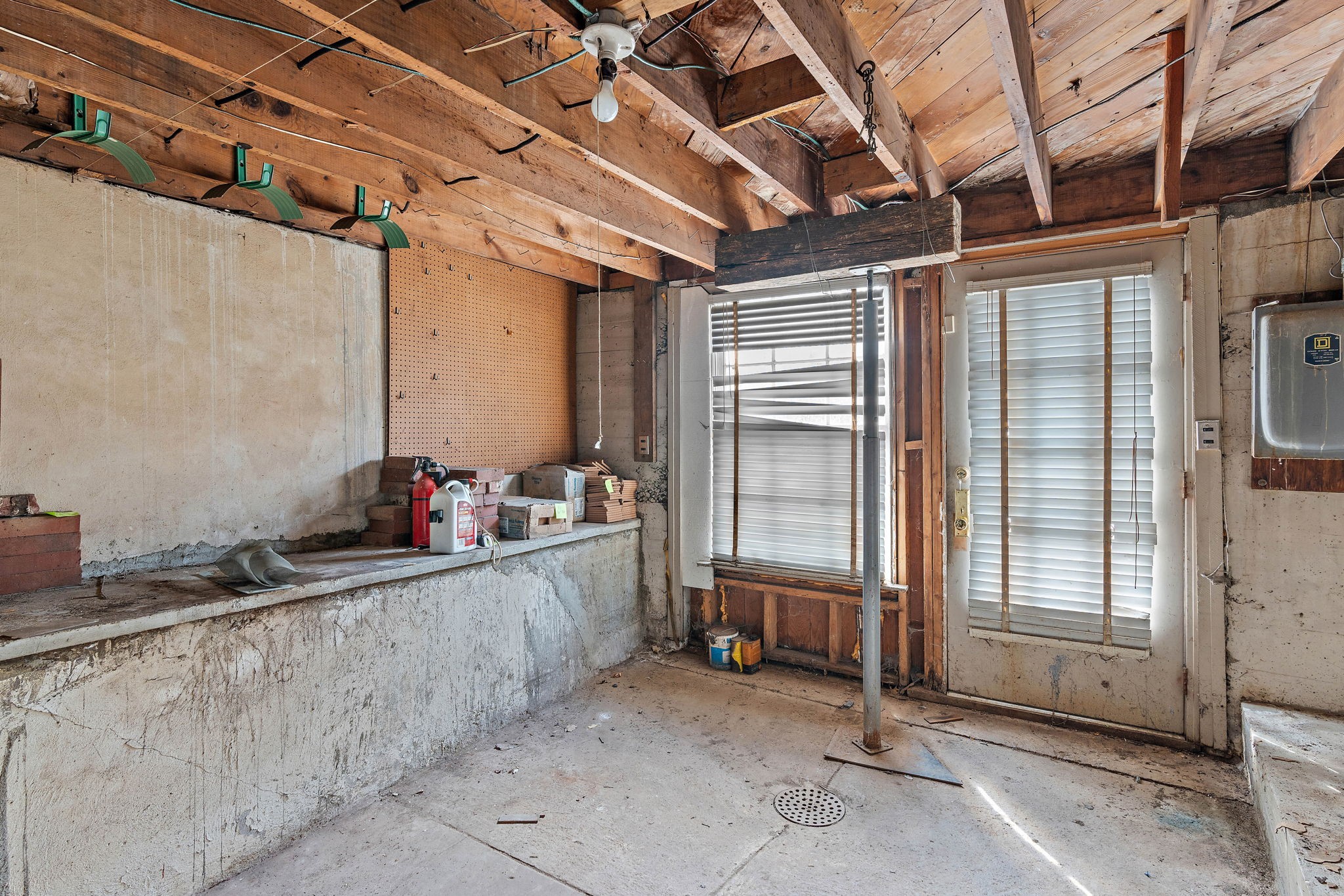 225 Mockingbird Rd