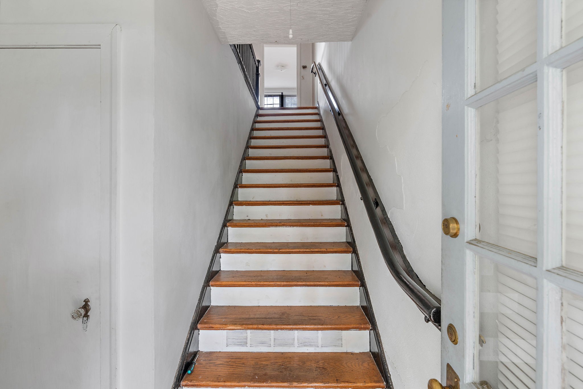 225 Mockingbird Rd