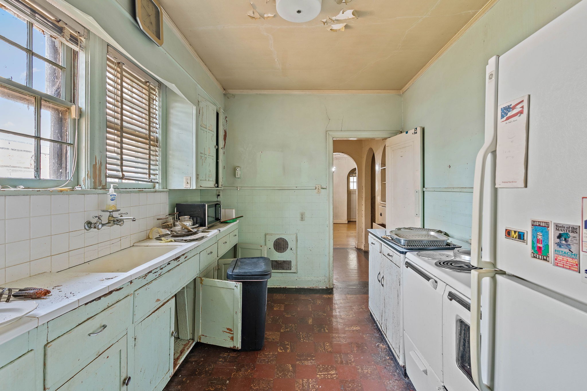 225 Mockingbird Rd