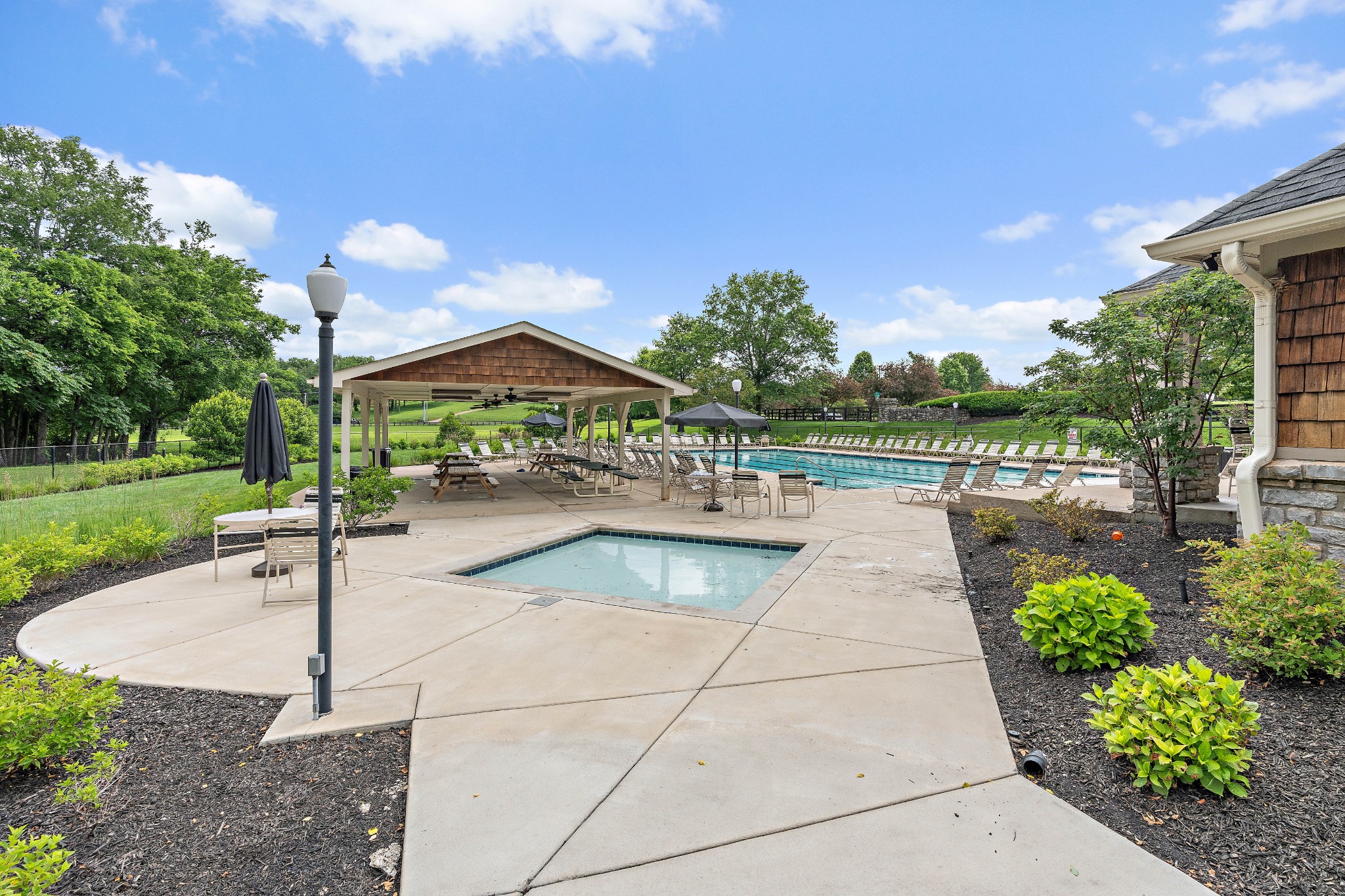 503 Hollyhock Way