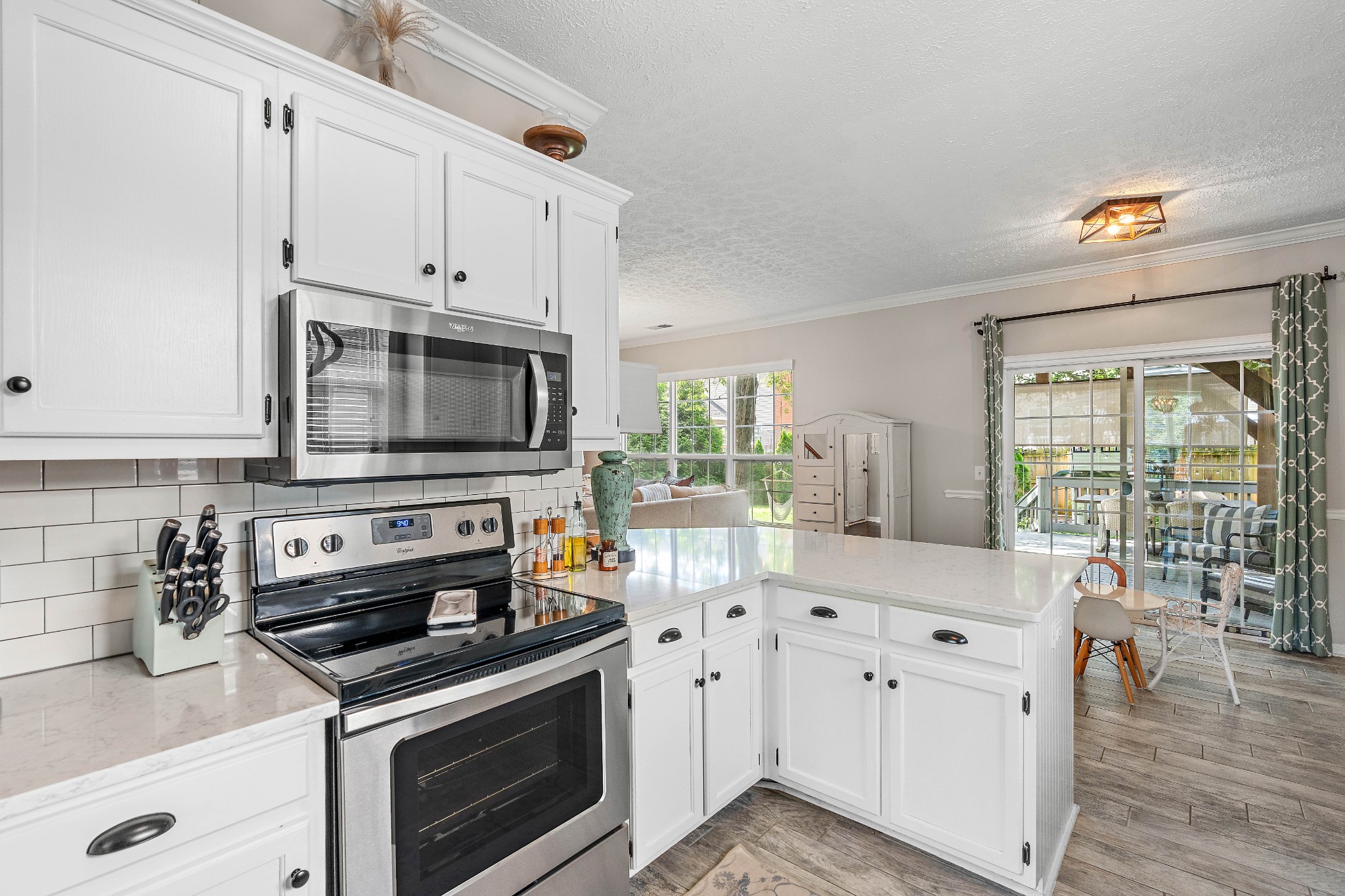 503 Hollyhock Way
