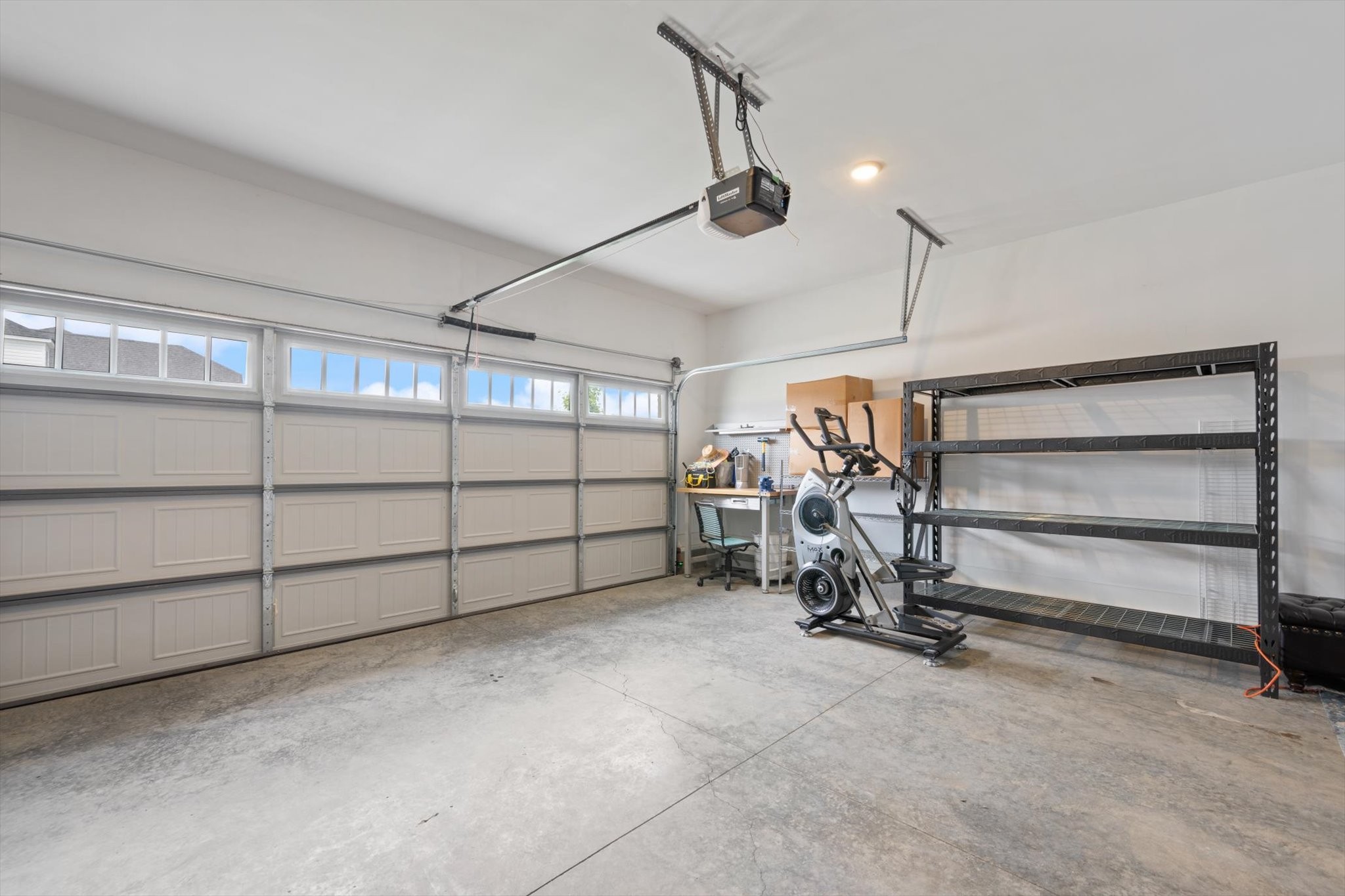 111 Weller Ln