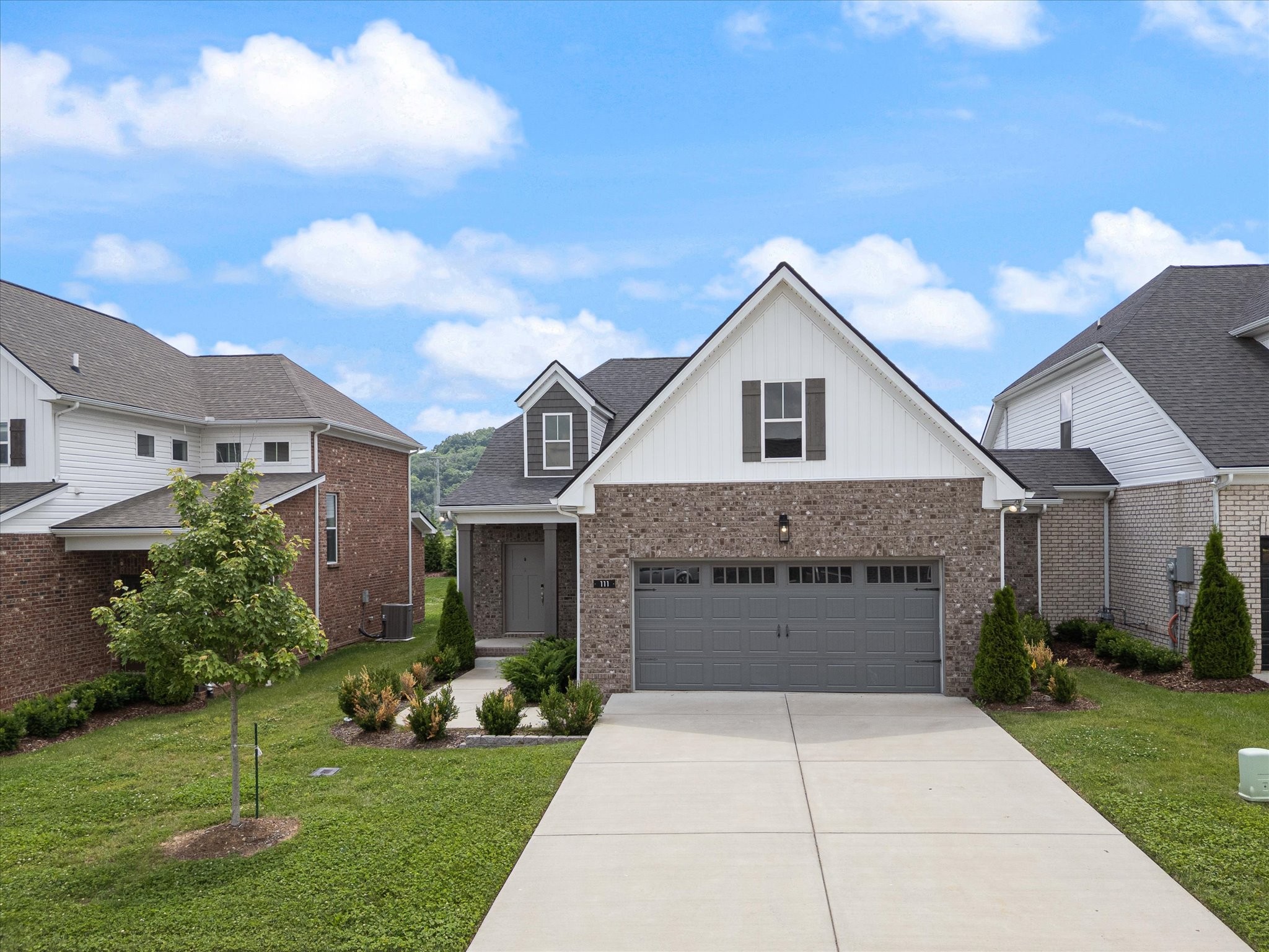 111 Weller Ln