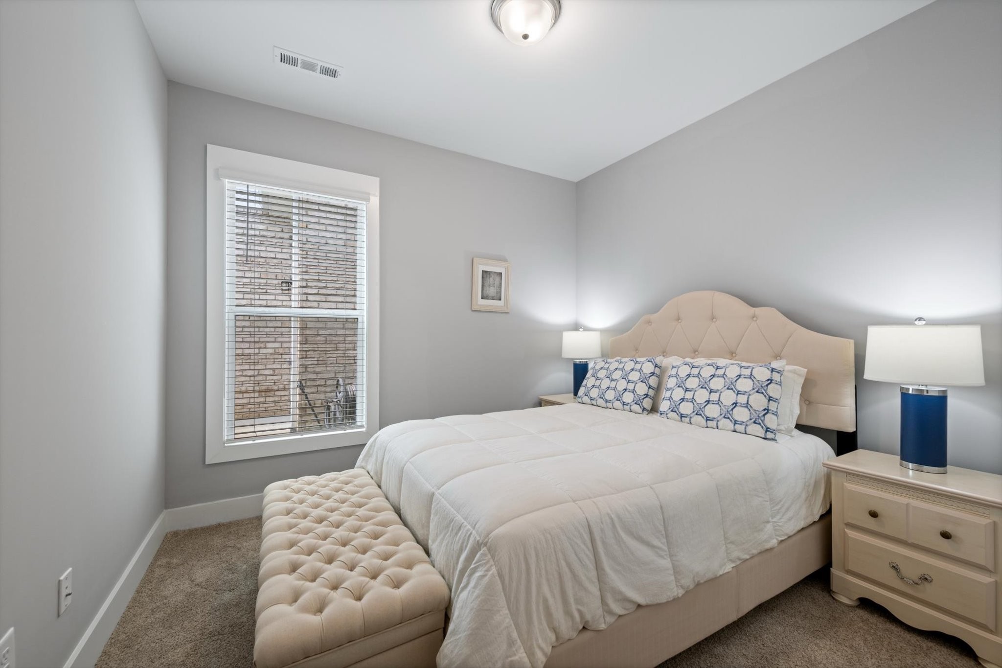 111 Weller Ln