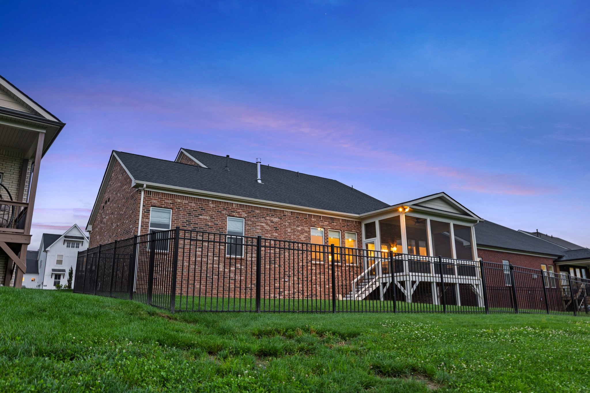 5027 High Park Hill Dr