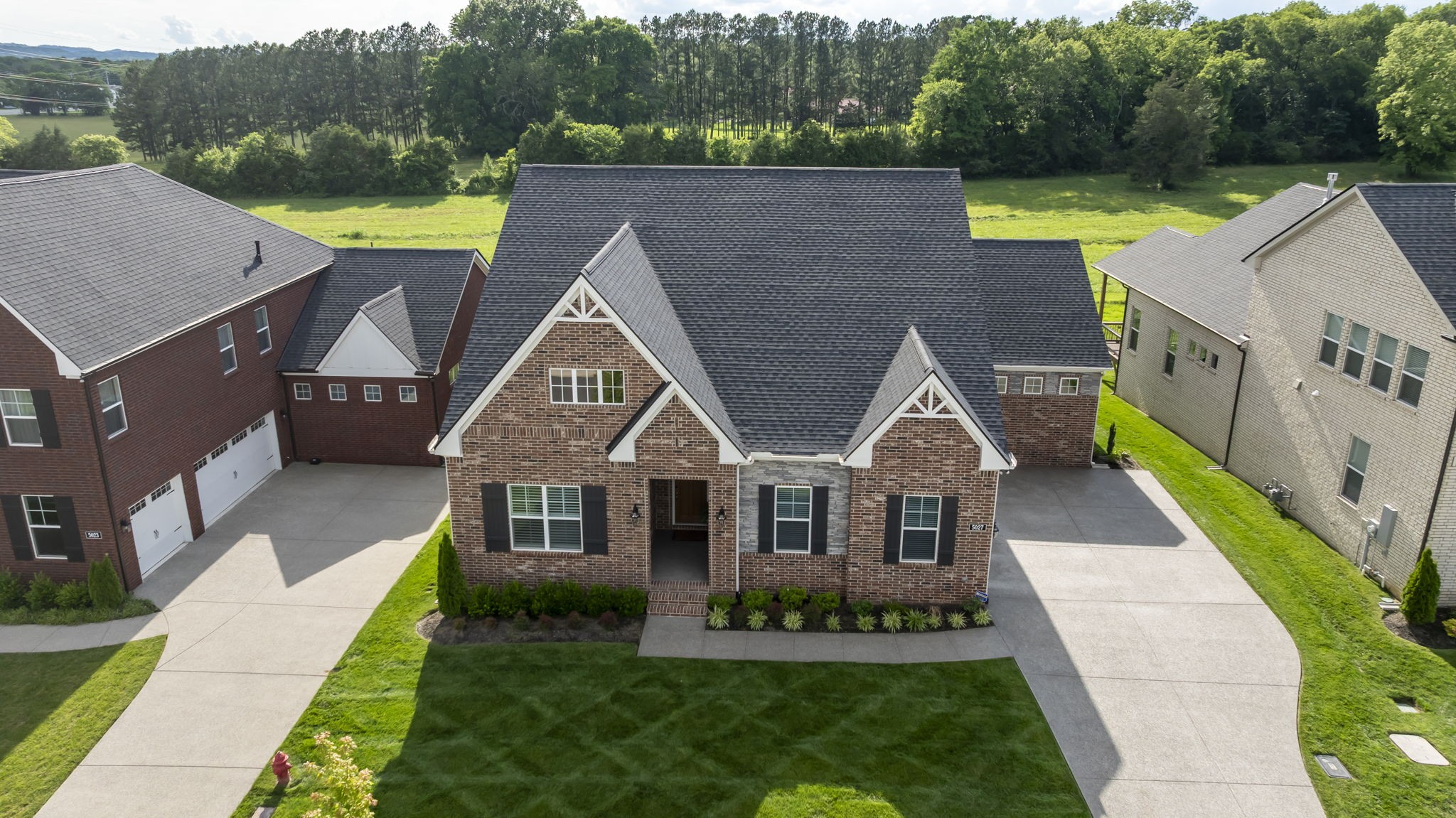 5027 High Park Hill Dr