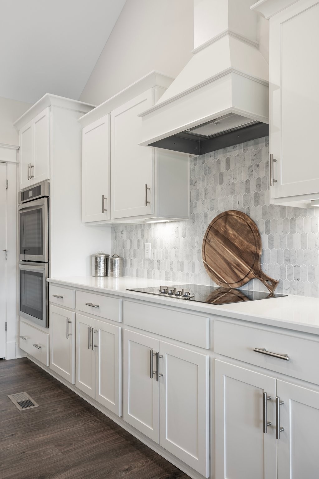 5027 High Park Hill Dr