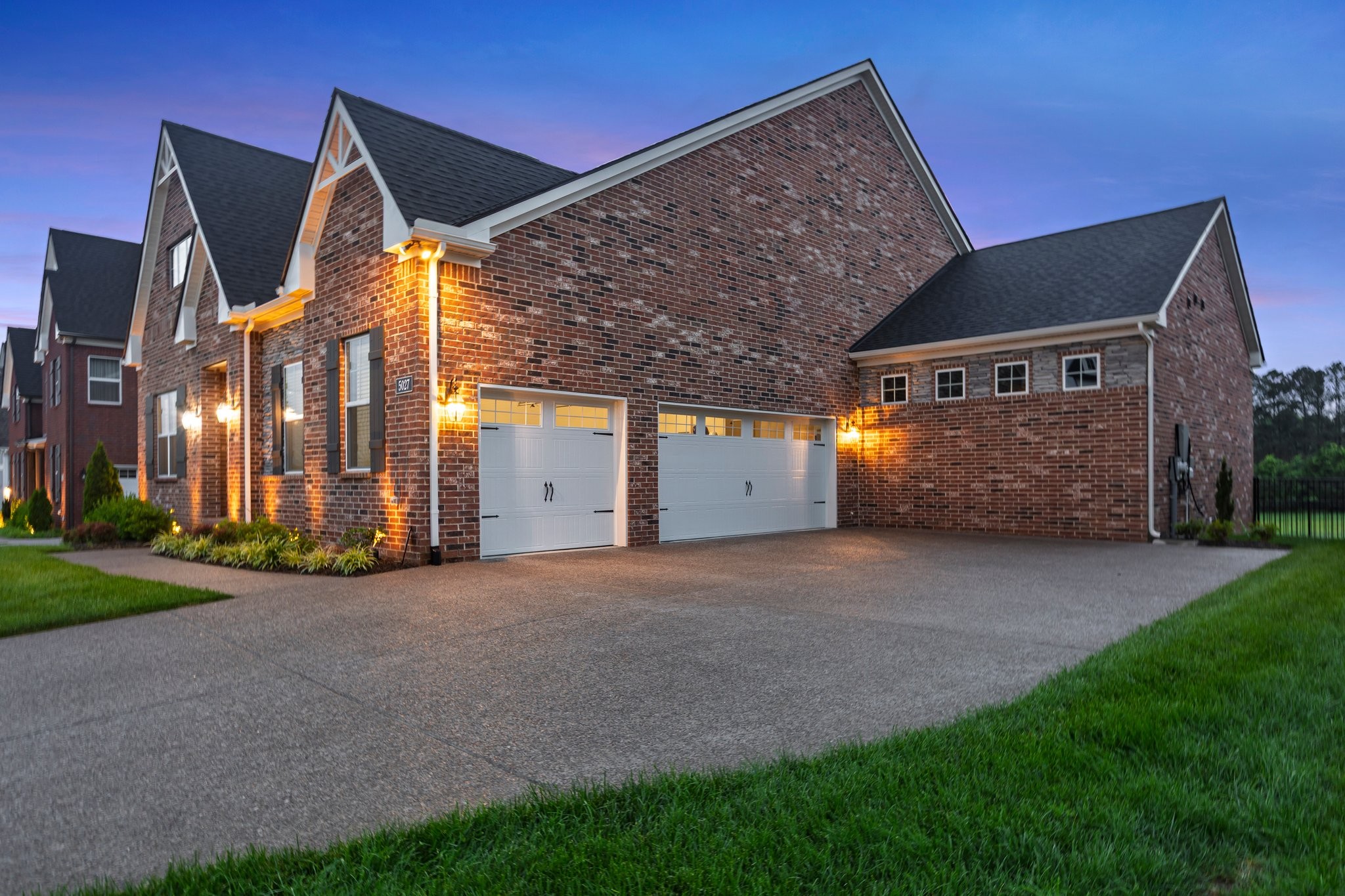 5027 High Park Hill Dr