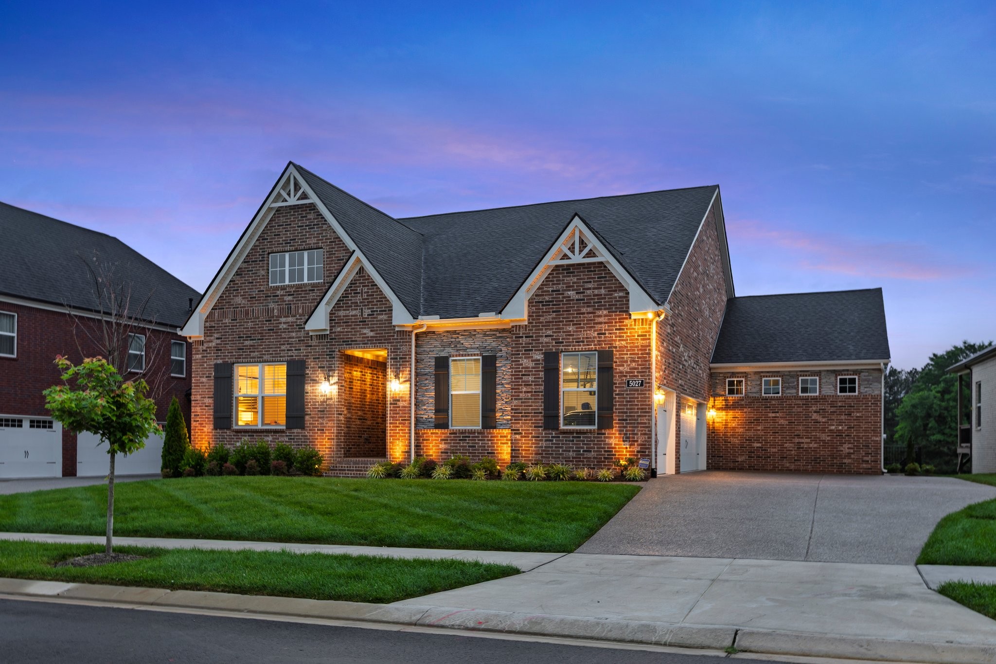 5027 High Park Hill Dr