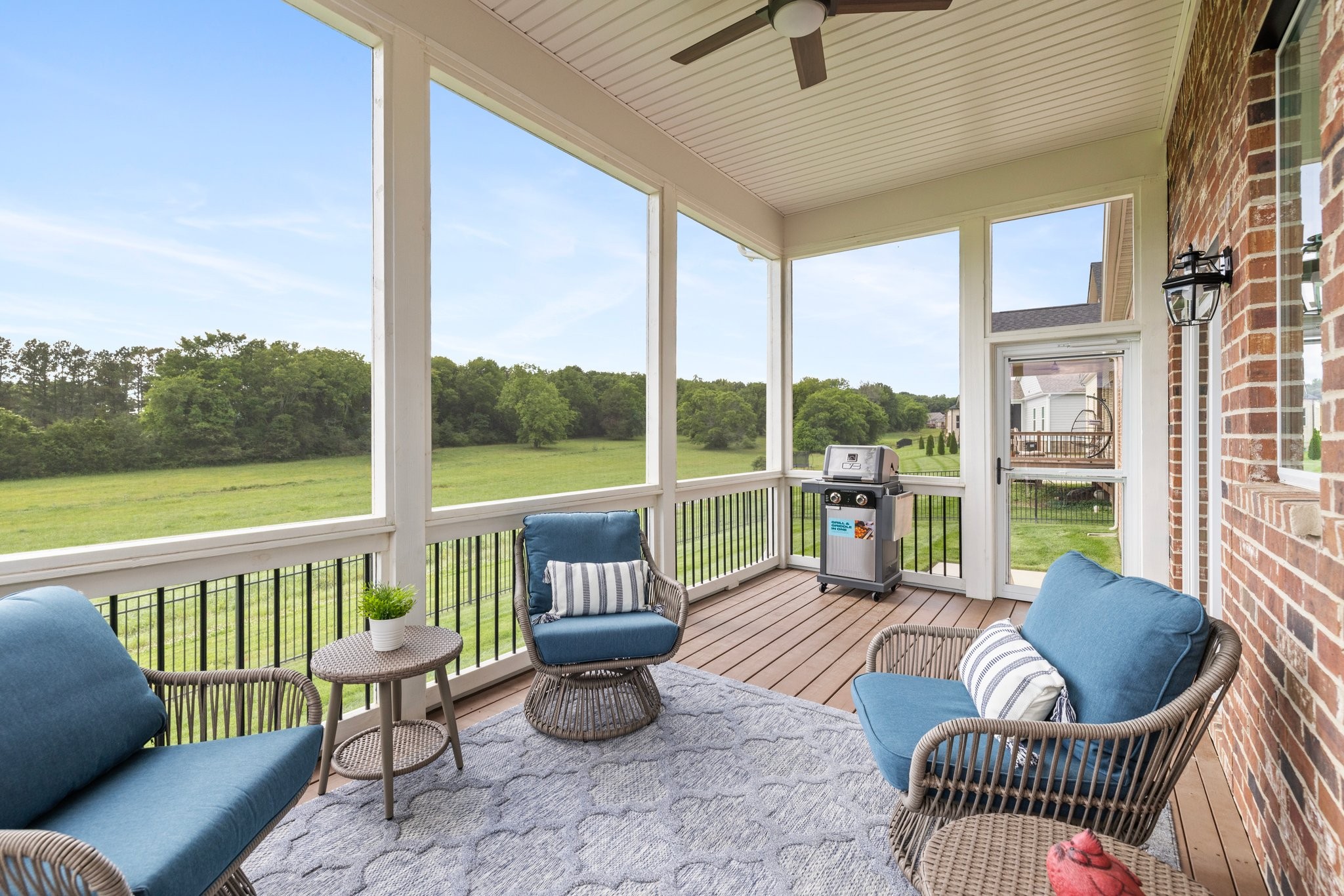 5027 High Park Hill Dr