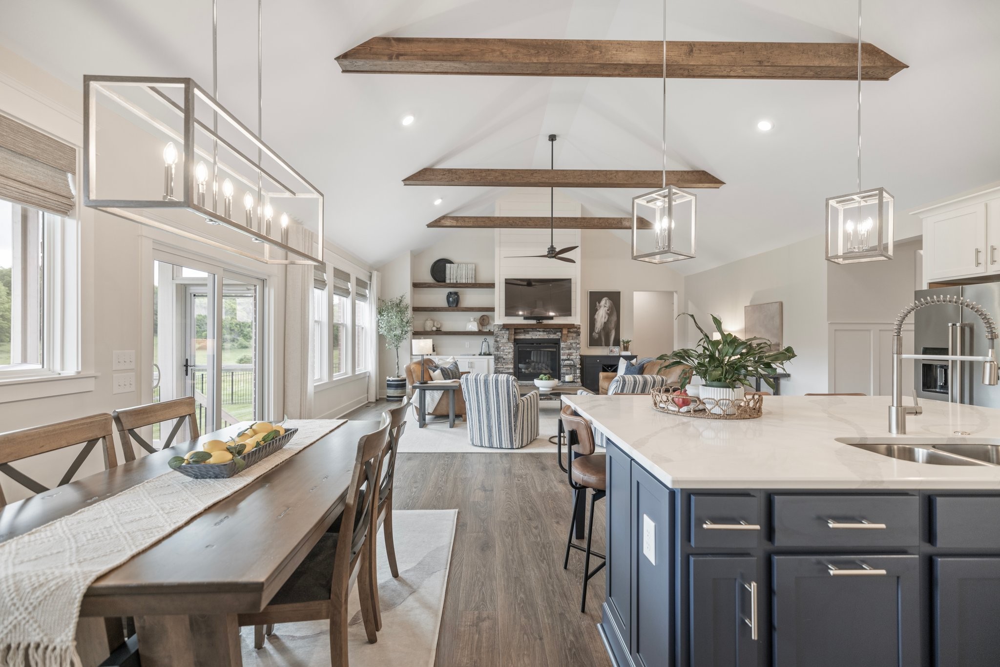 5027 High Park Hill Dr