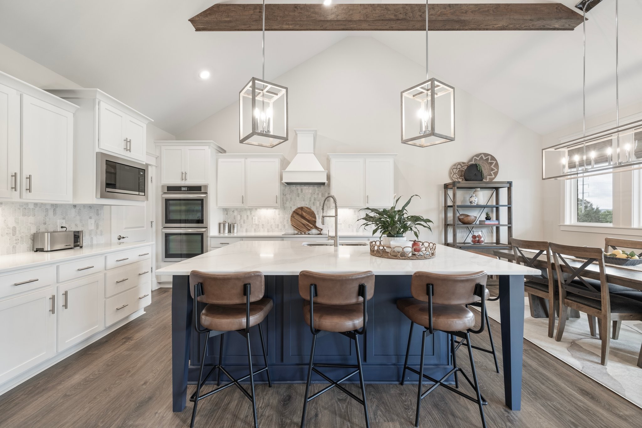 5027 High Park Hill Dr