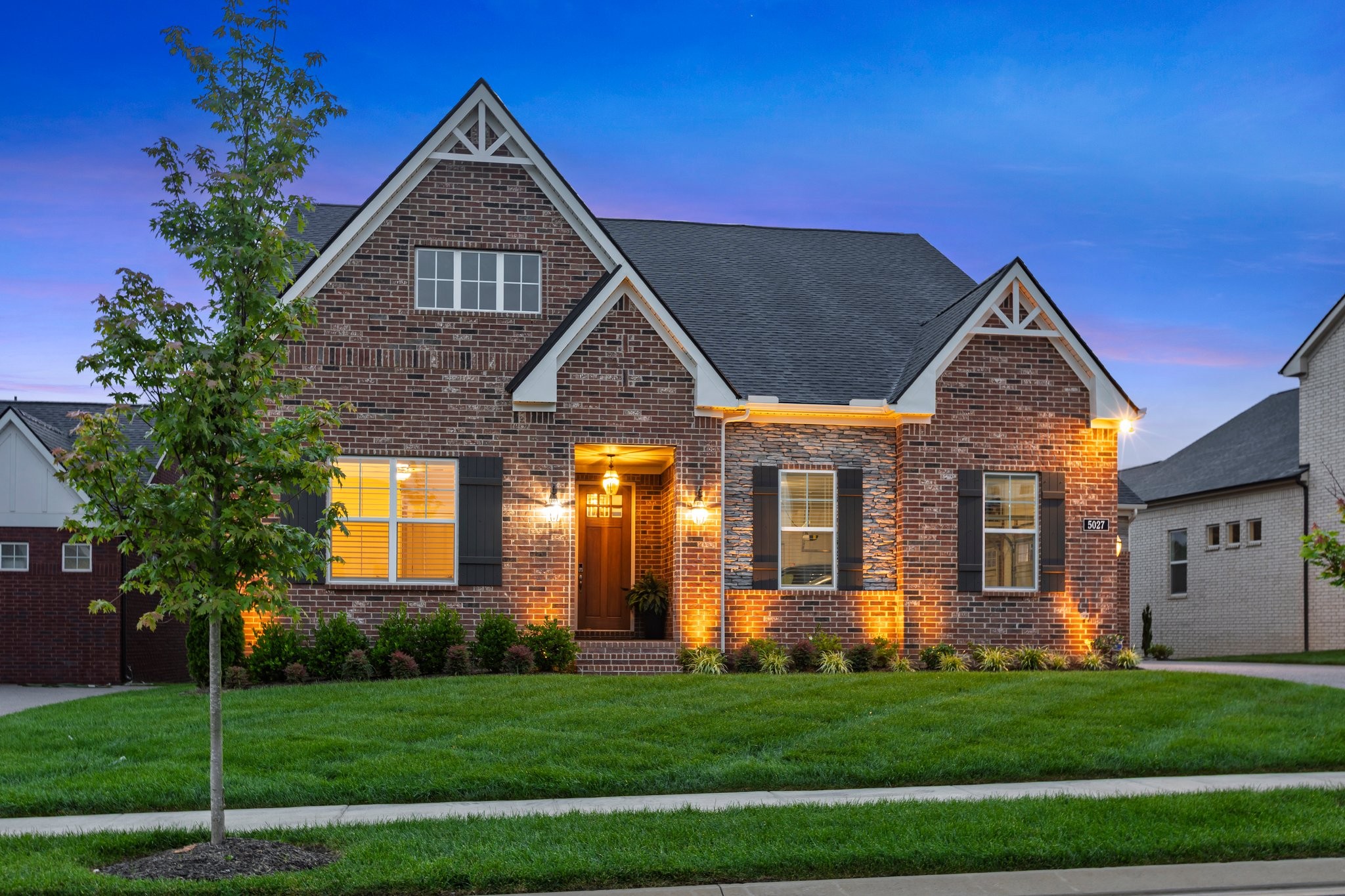 5027 High Park Hill Dr