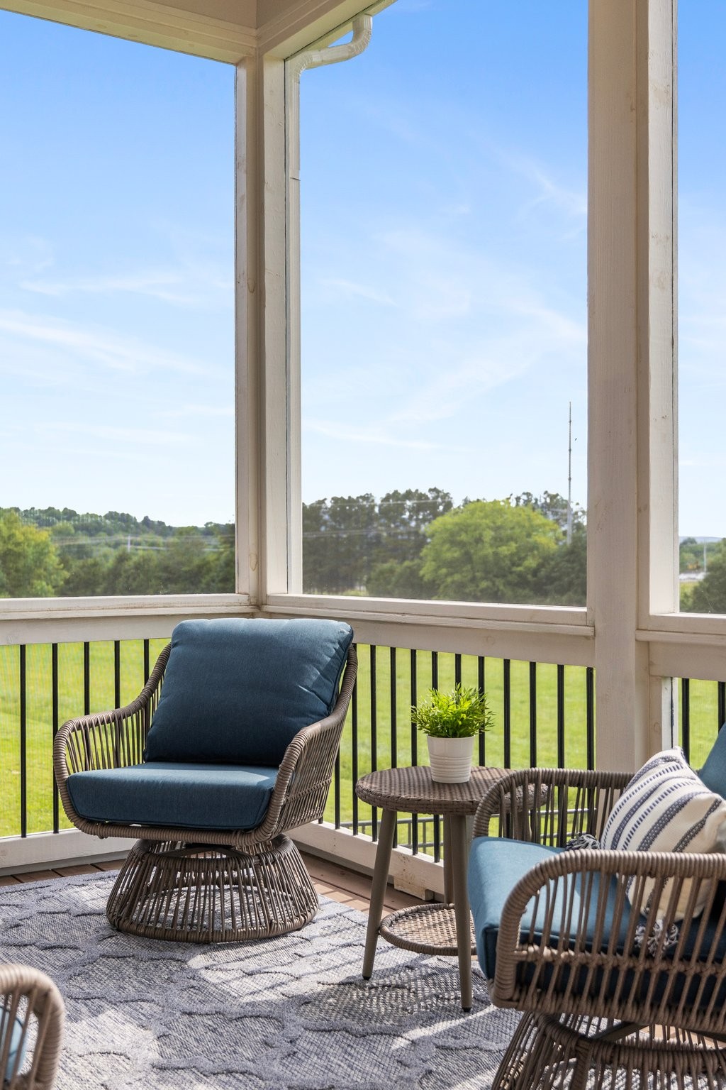 5027 High Park Hill Dr