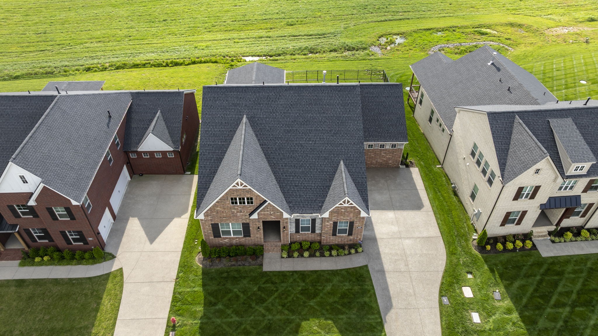 5027 High Park Hill Dr