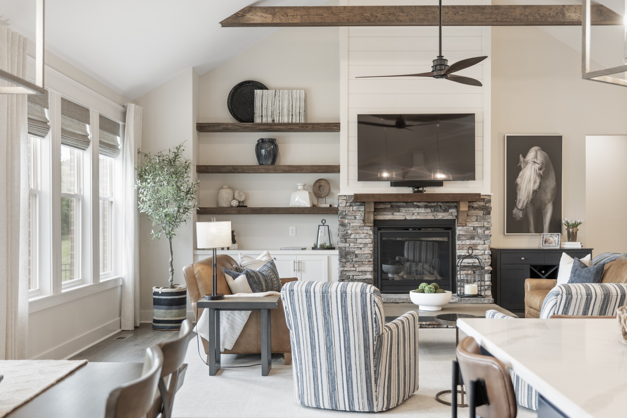 5027 High Park Hill Dr