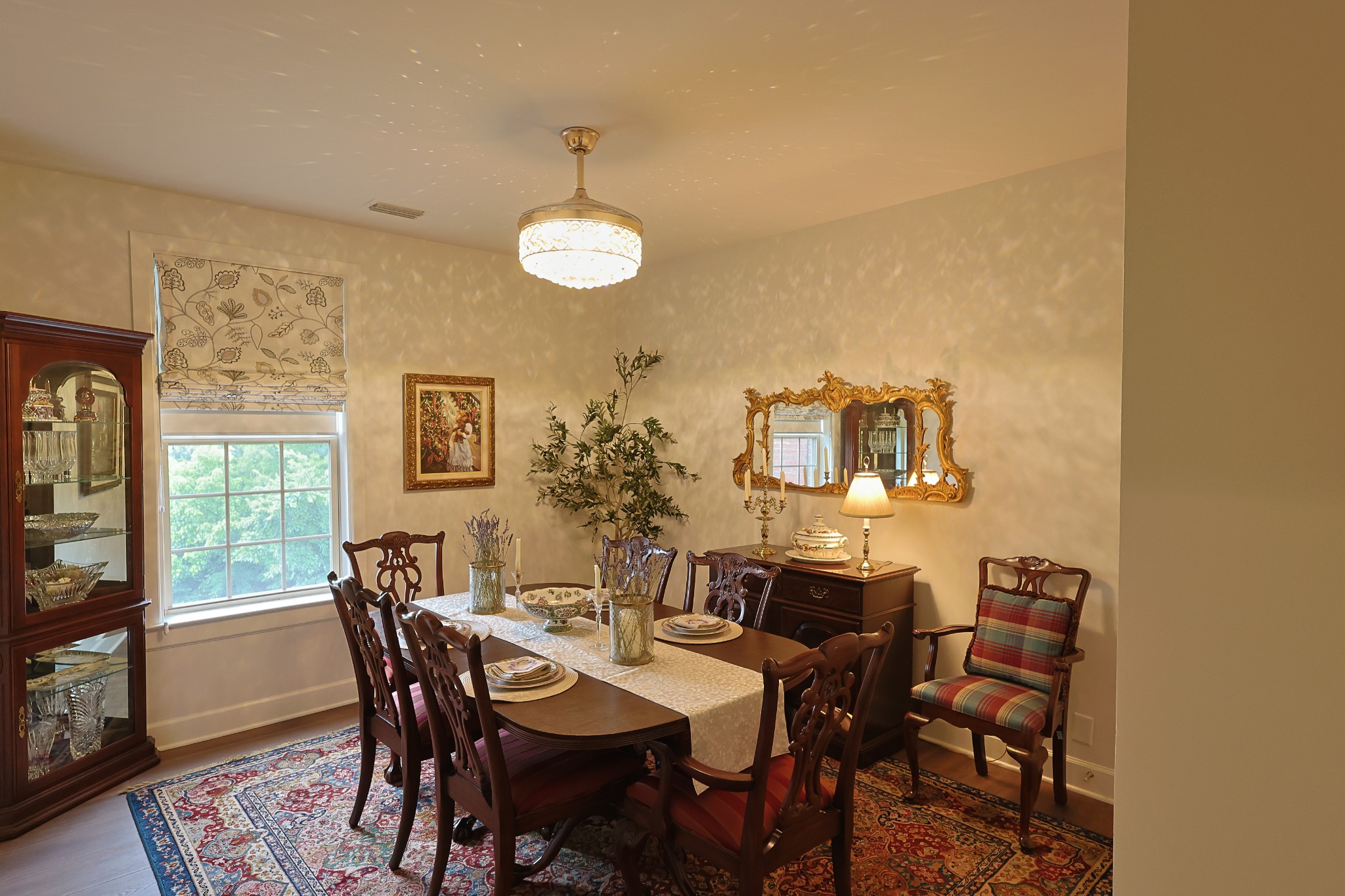307 Seven Springs Way Unit: 304