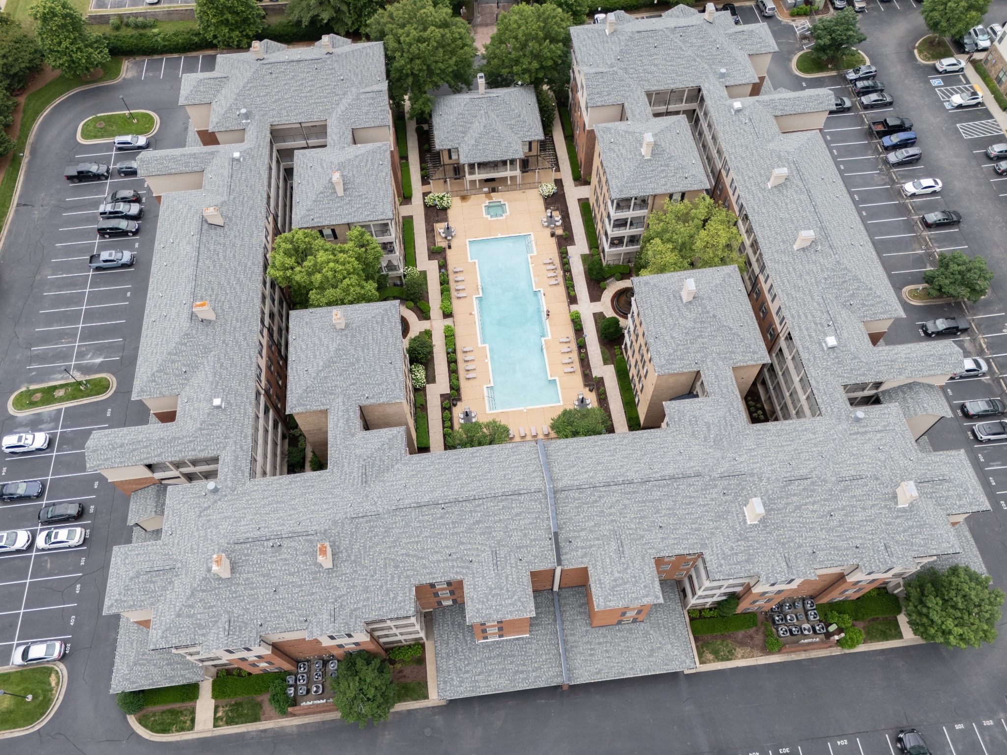 307 Seven Springs Way Unit: 304