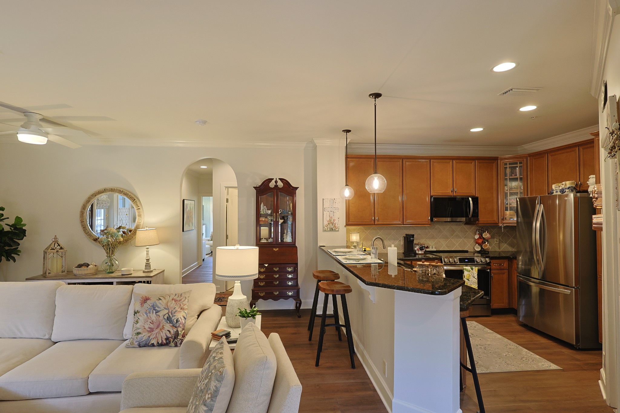 307 Seven Springs Way Unit: 304