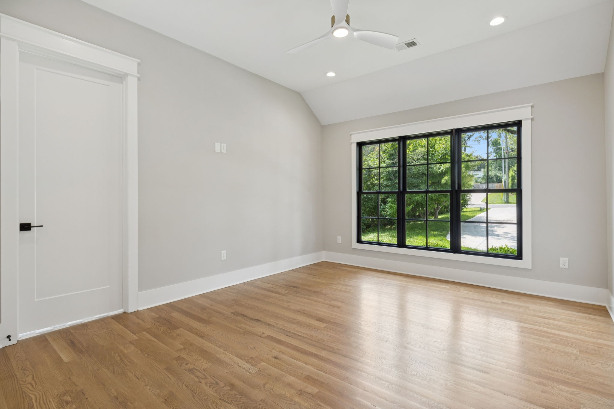 2814 Kenway Rd
